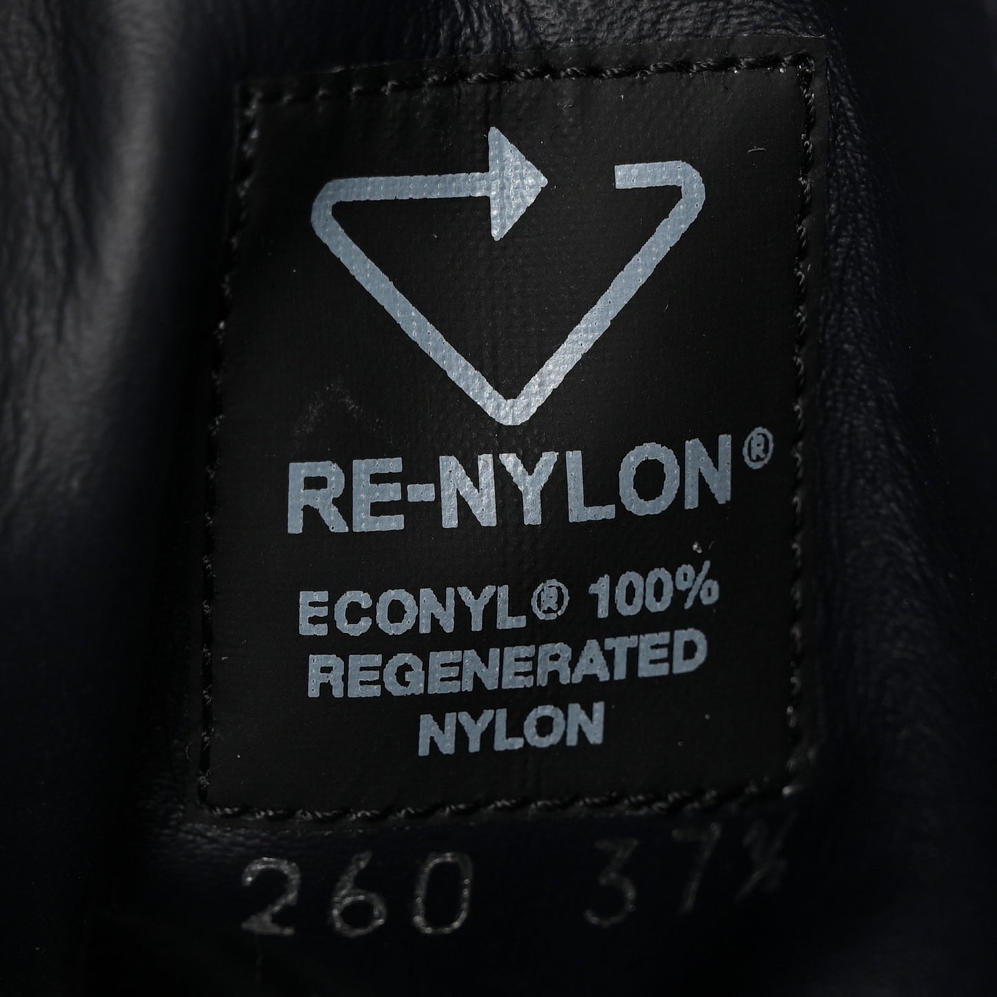 Re-Nylon Gabardine Triangle Logo Double Wheel 50mm Sneakers 37.5 Bleu