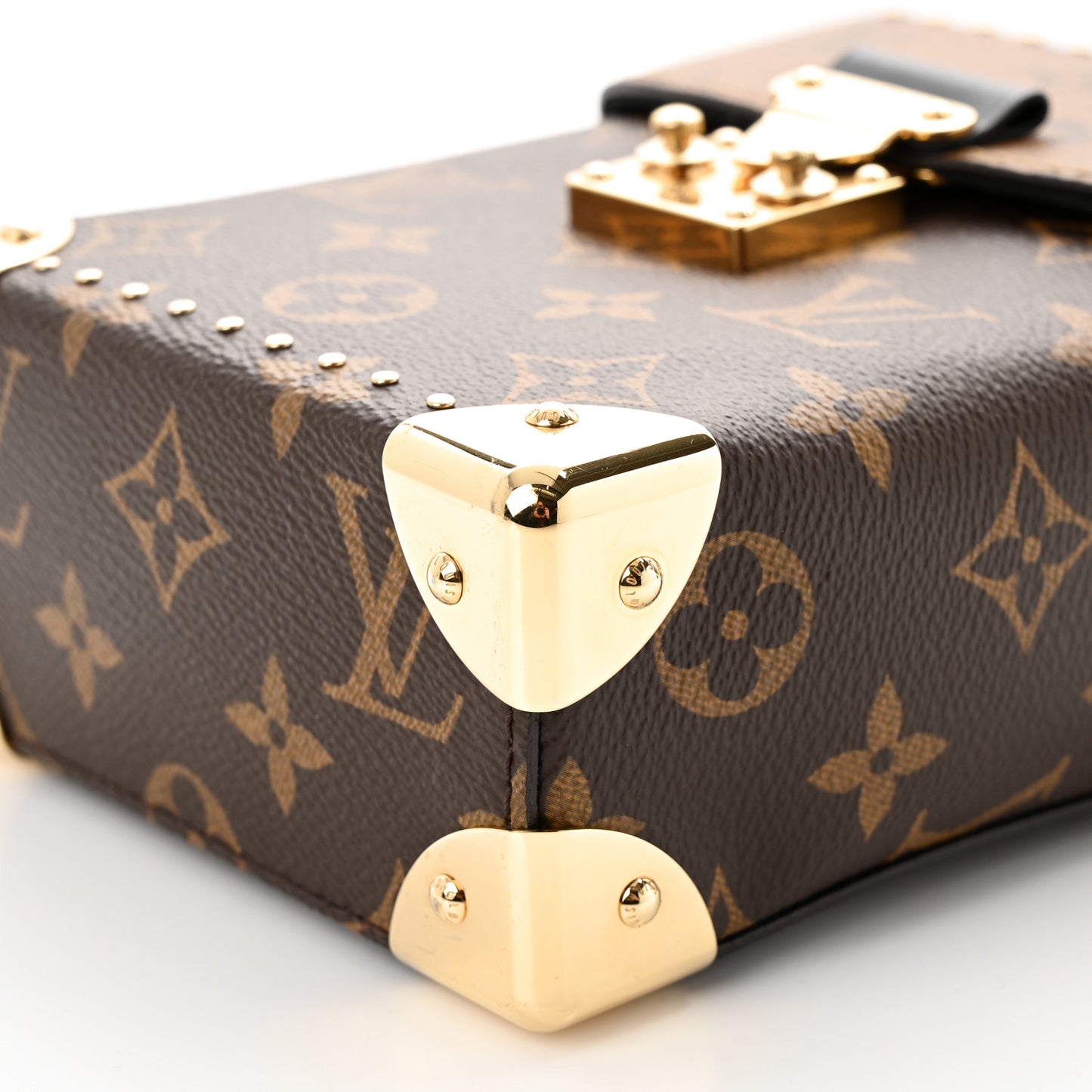 Reverse Monogram Camera Box NM