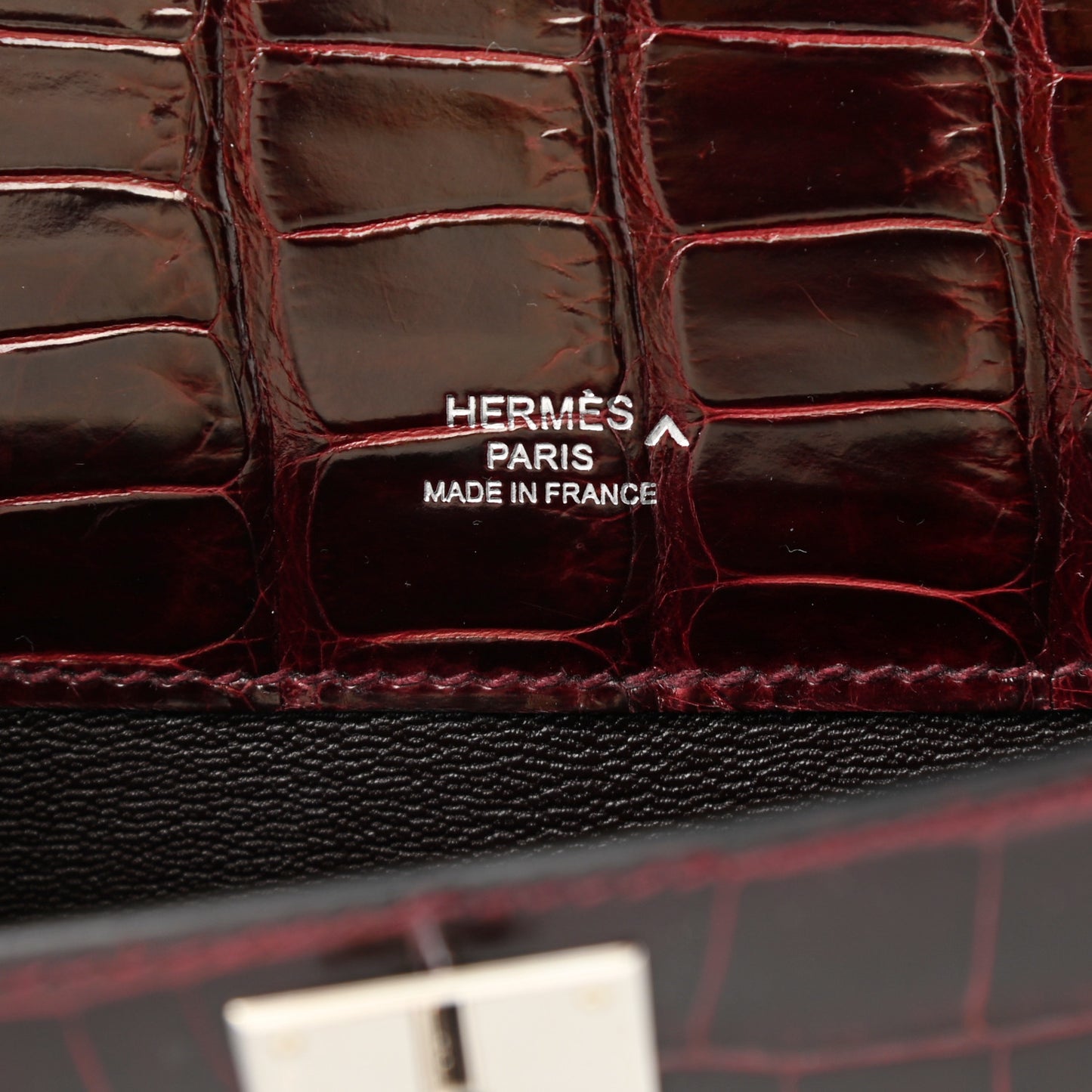 Shiny Porosus Crocodile Kelly Cut Pochette Rouge H
