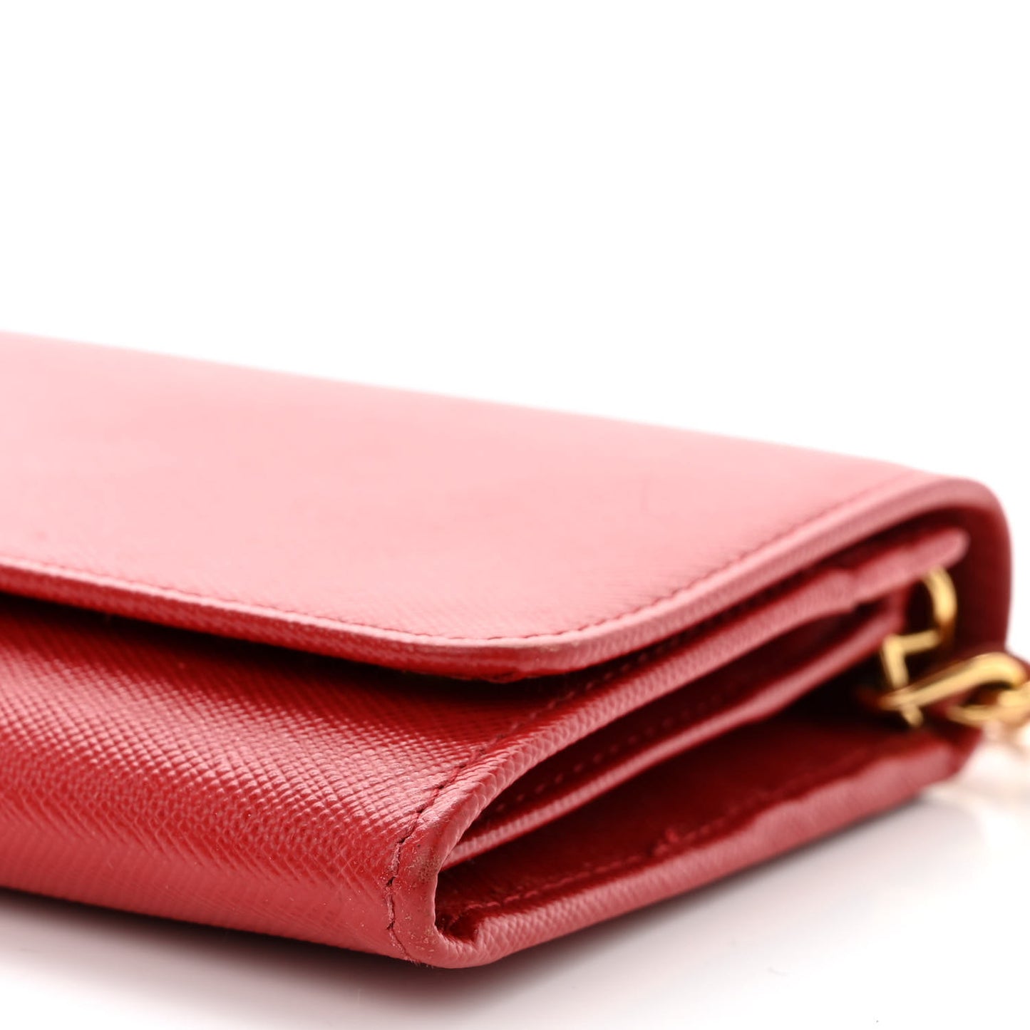 Saffiano Metal Oro Chain Wallet Fuoco