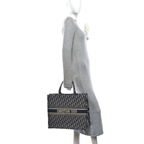 Oblique Large Book Tote Blue Multicolor