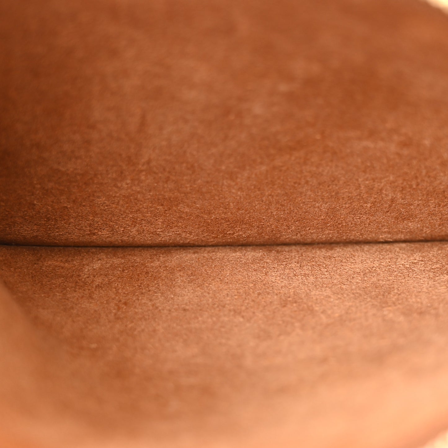 Smooth Calfskin Bucket 16 Bag Tan