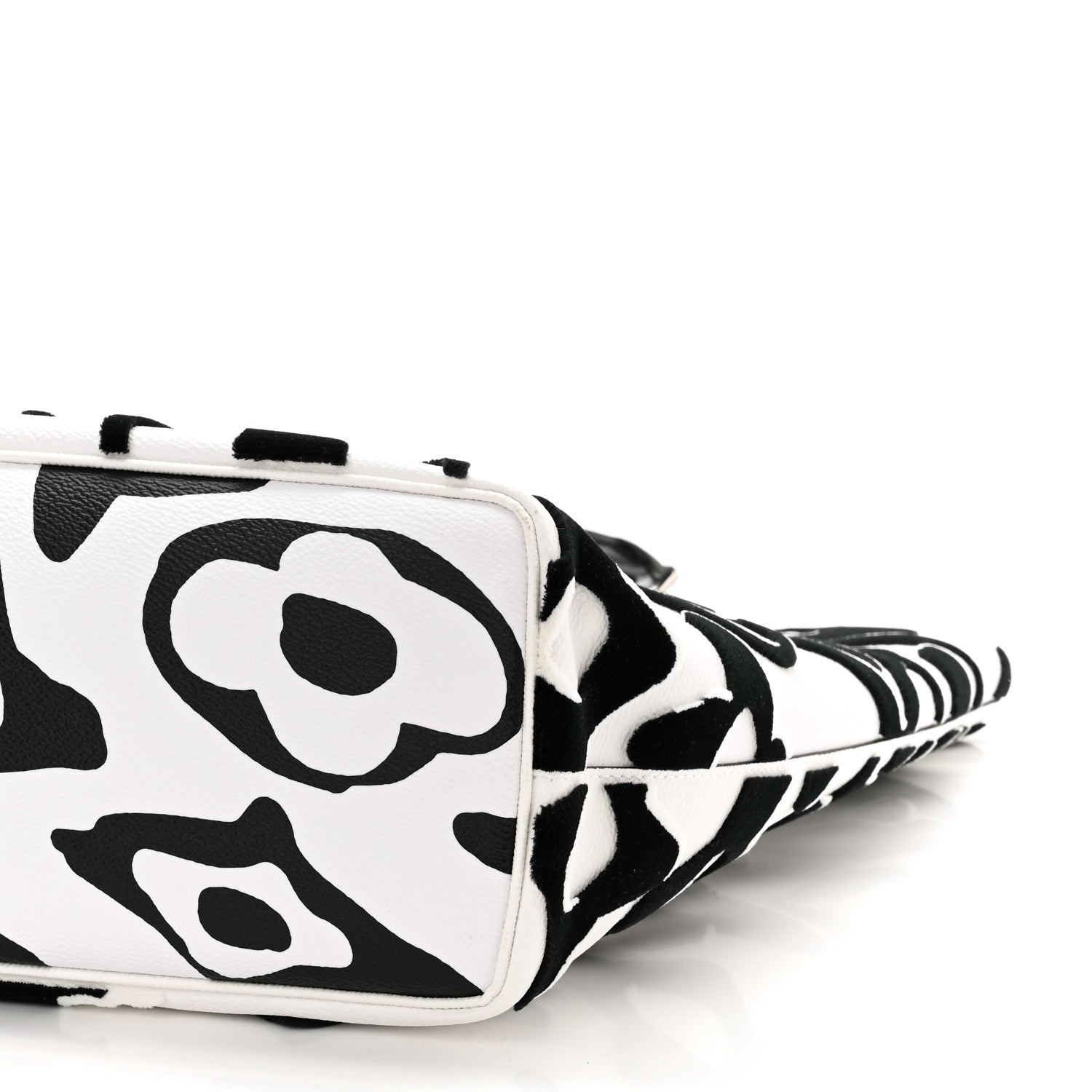 Louis Vuitton X UF Tufted Monogram Tufted Cabas White Black 10 of 10