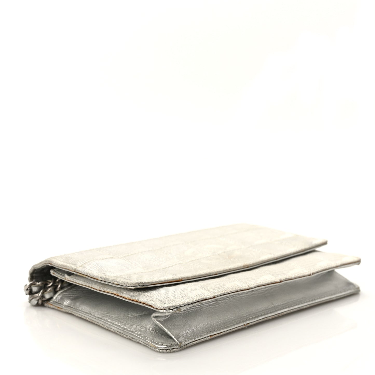 Nylon Travel Wallet On Chain WOC Metallic Silver