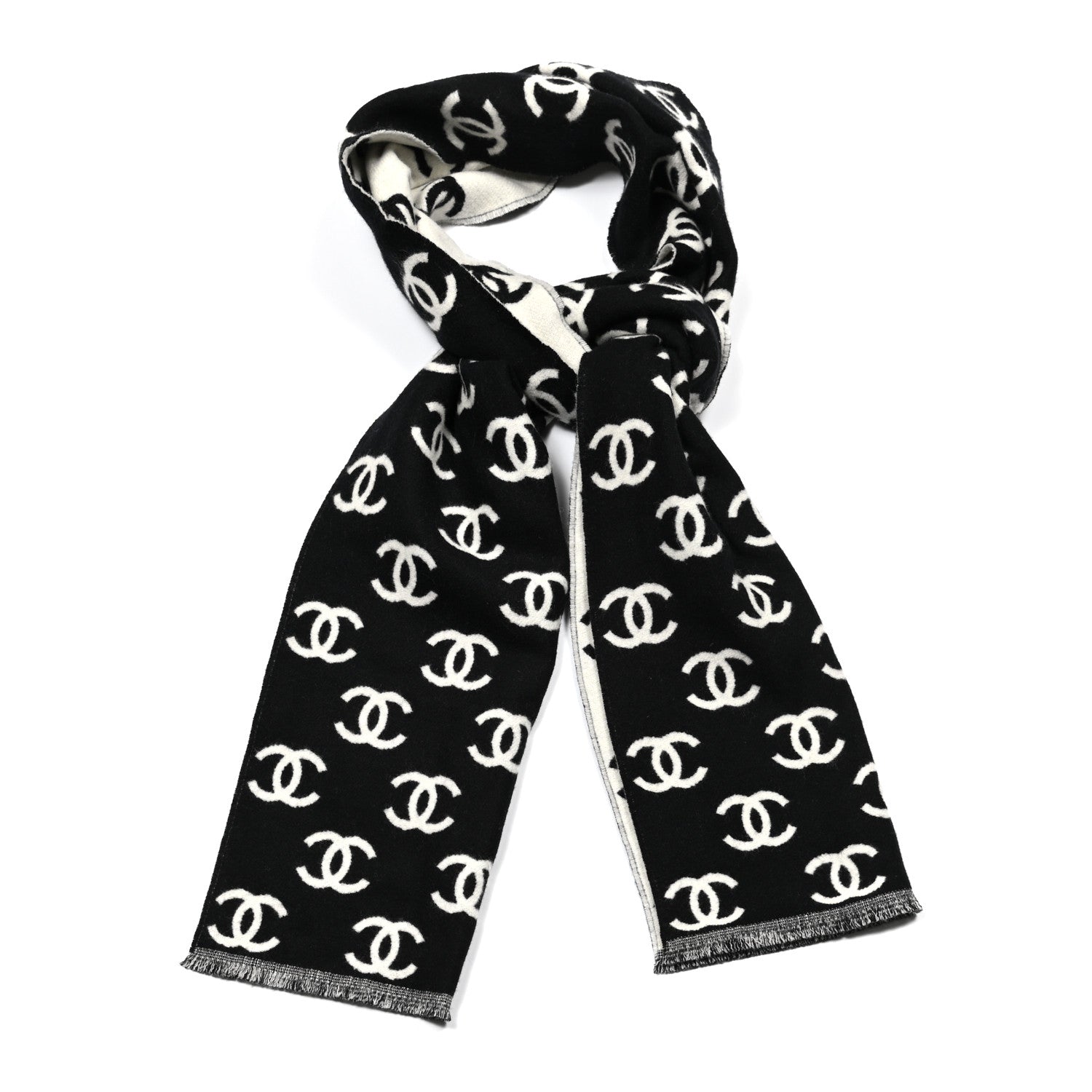 CHANEL 25S SCARF 140 IN CASHMERE 991916 main image 1