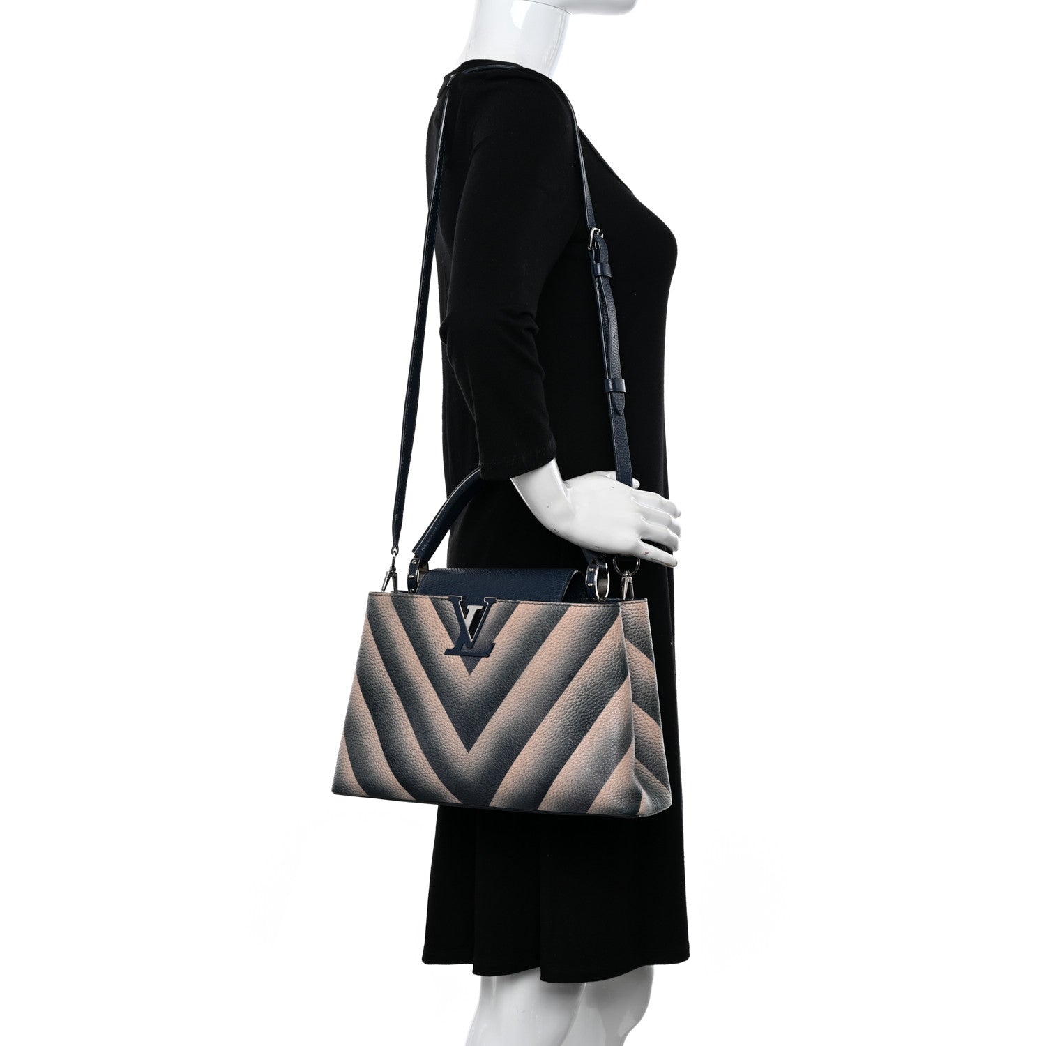 Louis Vuitton Taurillon Chevron Capucines PM Navy 2 of 12
