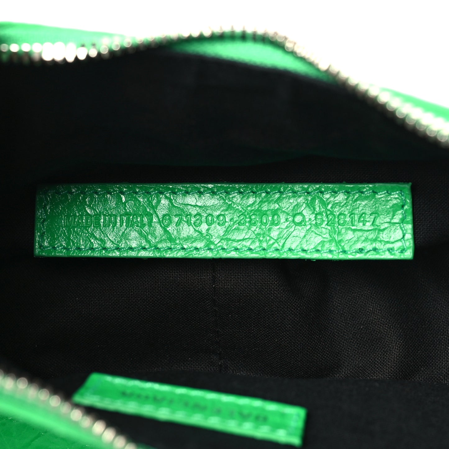 Agneau Arena Le Cagole Shoulder Bag XS Kelly Green