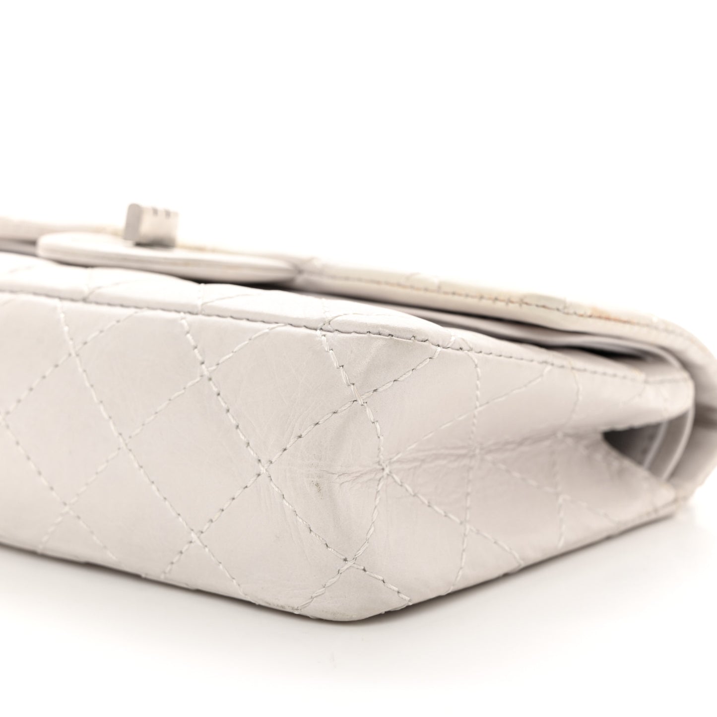 Aged Calfskin 50th Anniversary 2.55 Reissue 224 Flap White