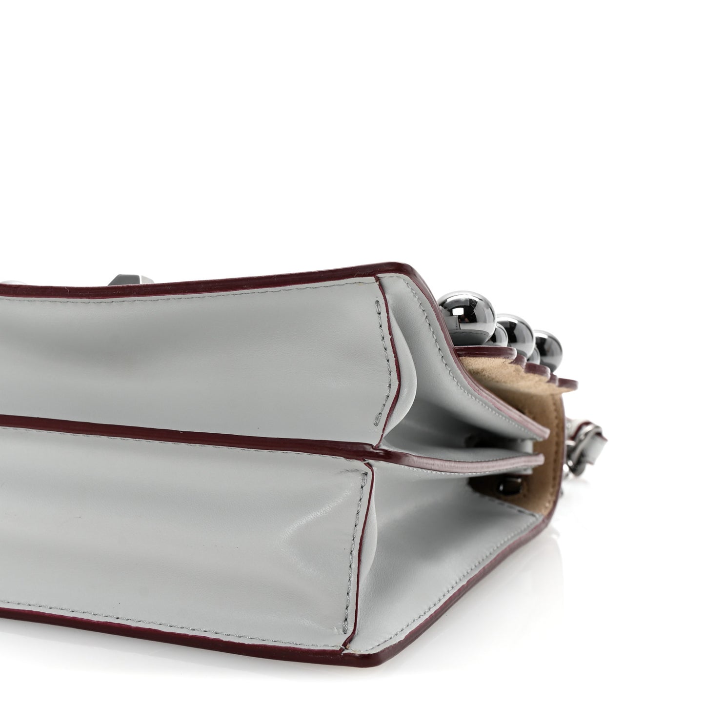 Vitello Liberty Scalloped Studded Small Kan I Shoulder Bag Grigio Perla