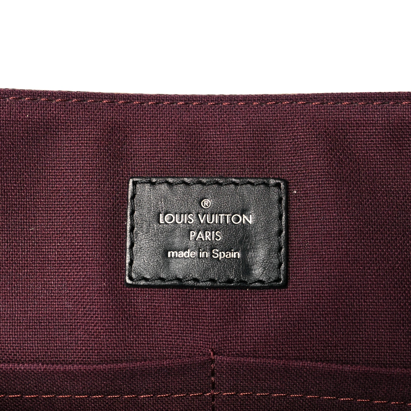 Monogram Macassar District MM