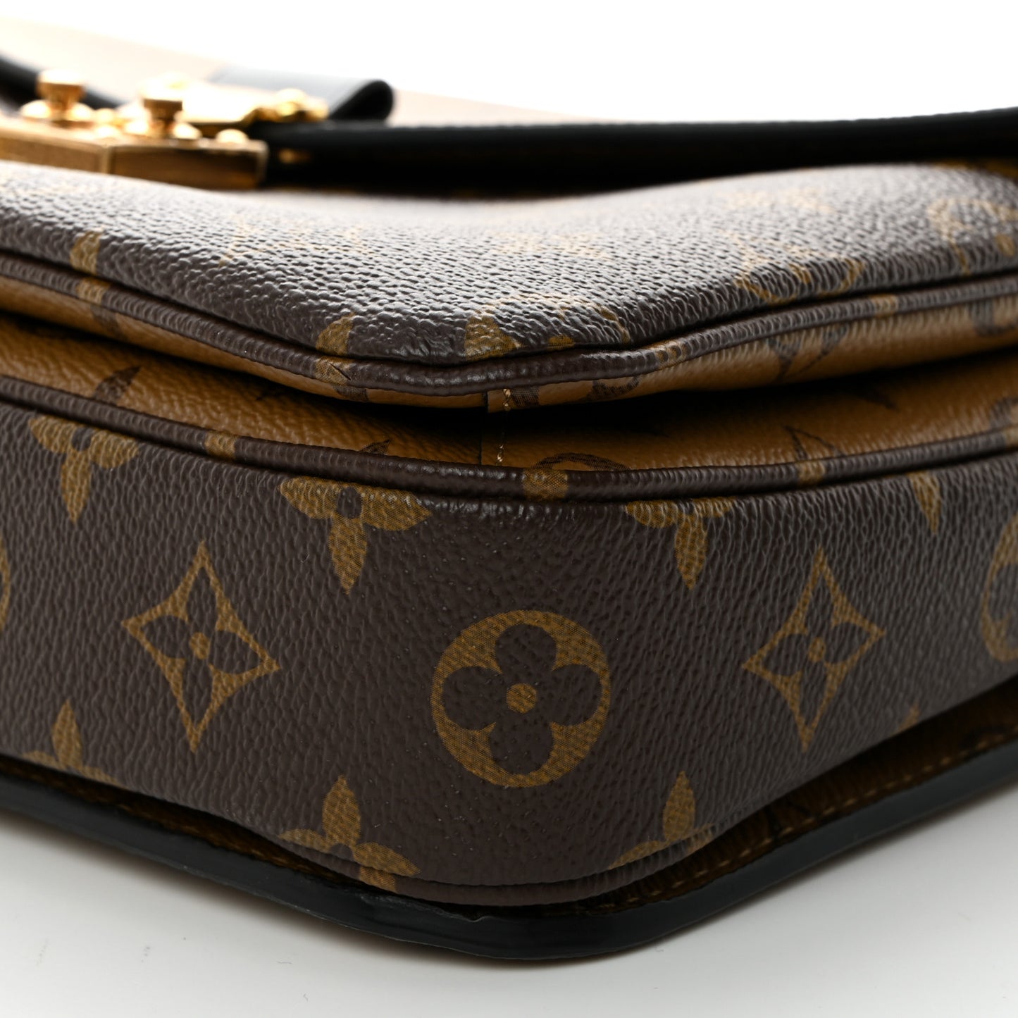 Reverse Monogram Pochette Metis