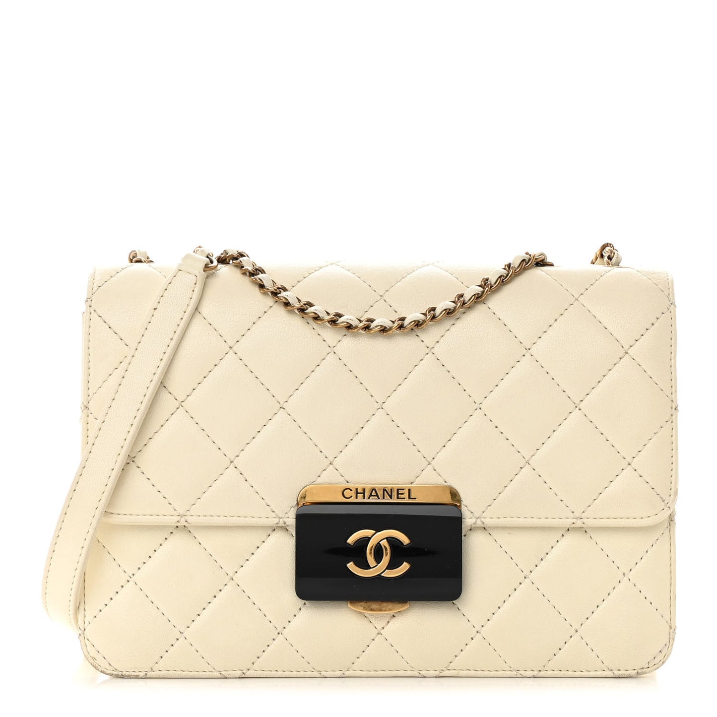Sheepskin Quilted Beauty Lock Flap White
