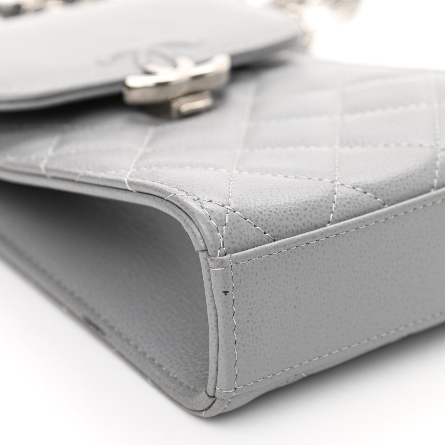 Grained Calfskin Quilted CC Box Clutch With Chain Grey