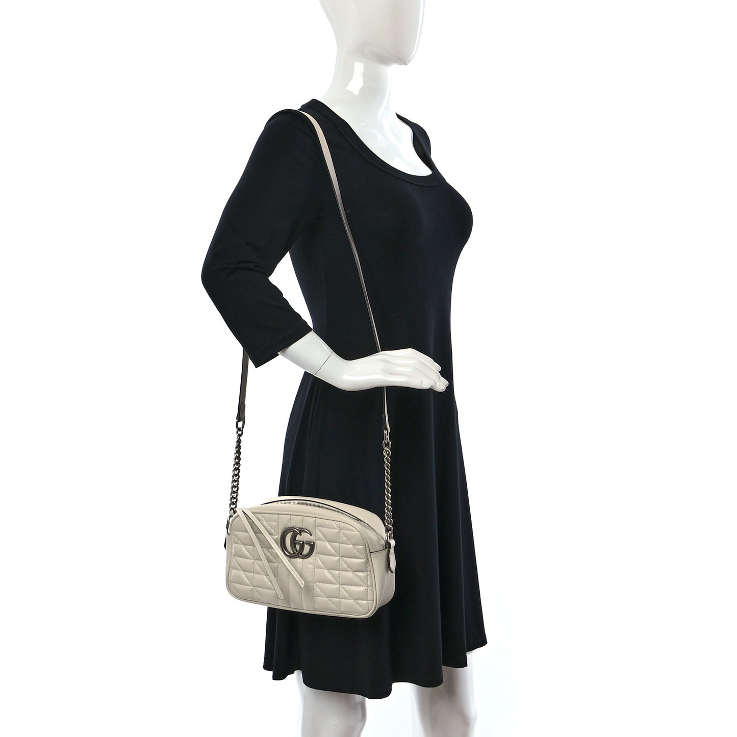 Calfskin Matelasse Aria Small GG Marmont Chain Shoulder Bag Mystic White