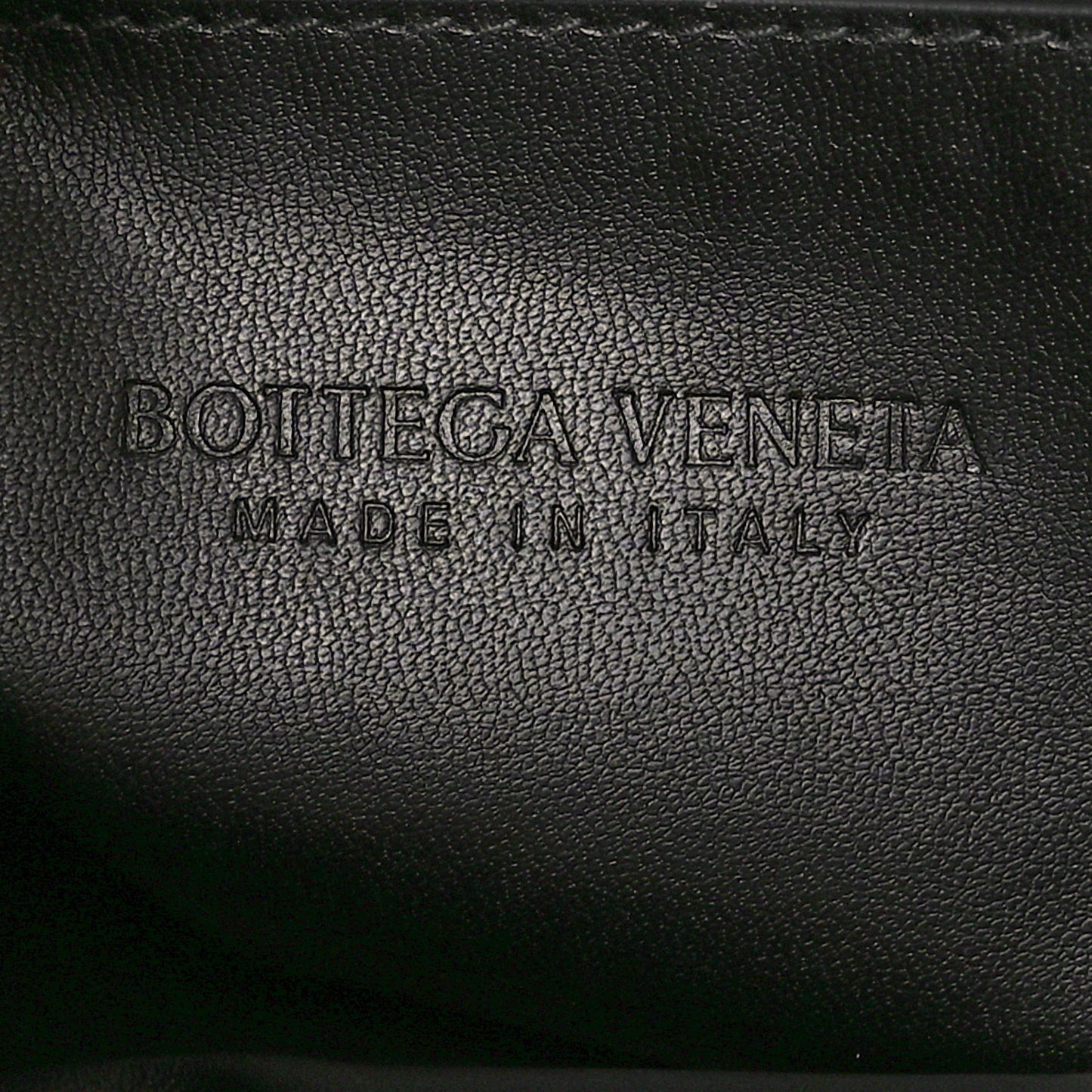 Silky Calfskin Large Hop Black