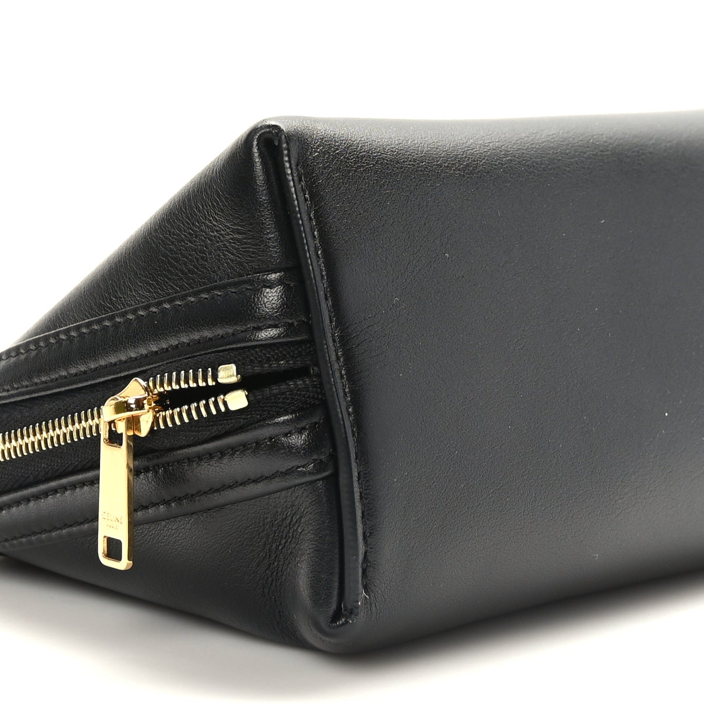 Smooth Calfskin Cuir Triomphe Clutch on Chain Black