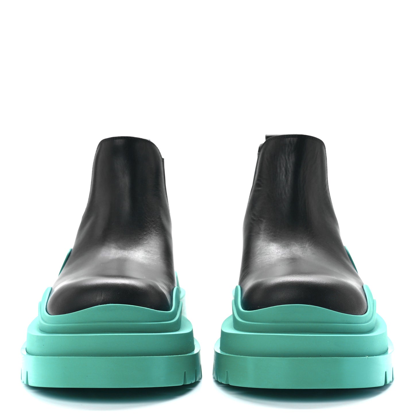 Calfskin The Tire Cropped Chelsea Boots 38 Black Neptune