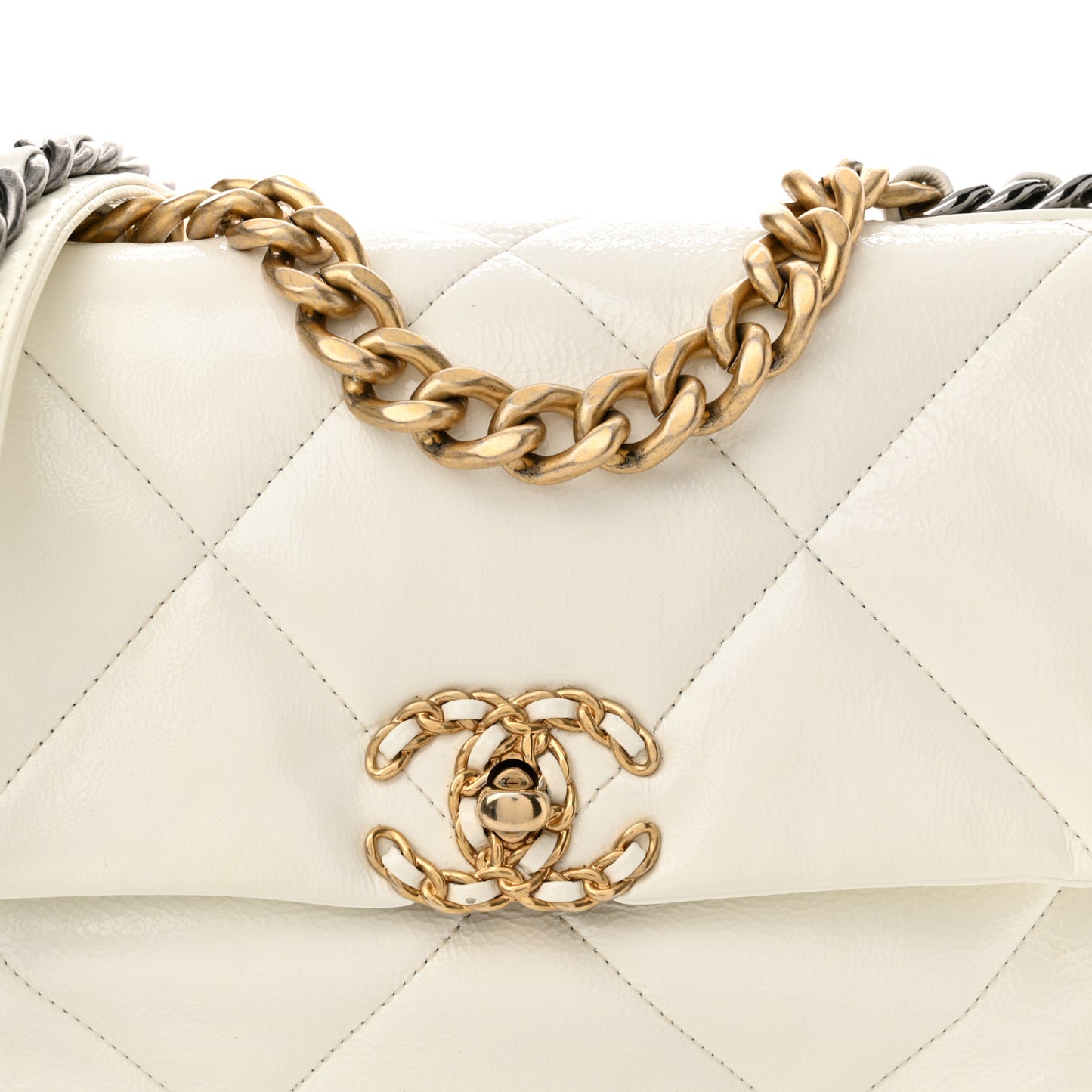 Shiny Crumpled Calfskin Quilted Medium Chanel 19 Flap White
