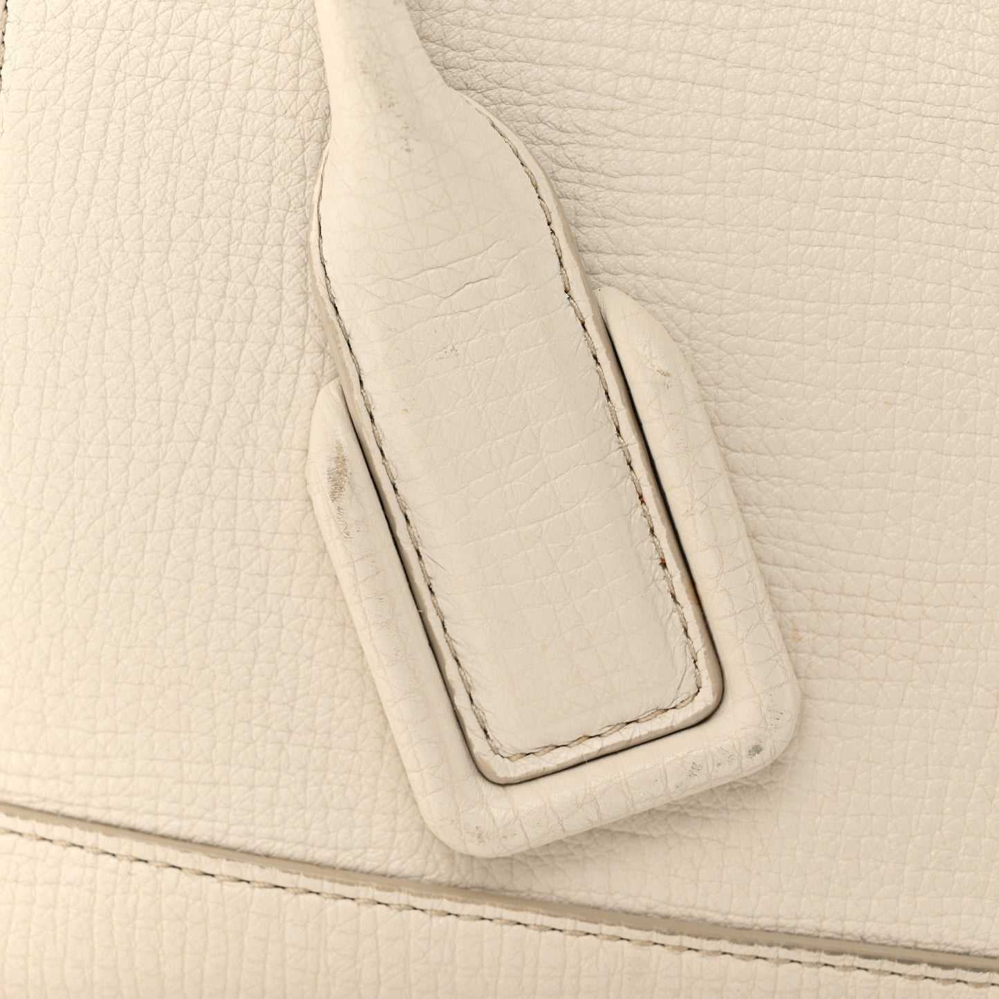 Grainy Calfskin Small Arco Plaster