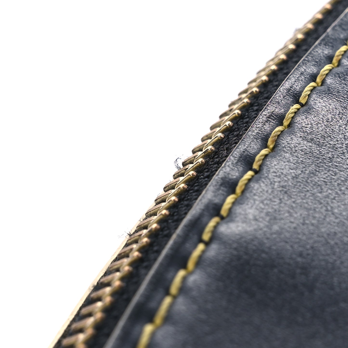 Suhali Lockit Clutch Black