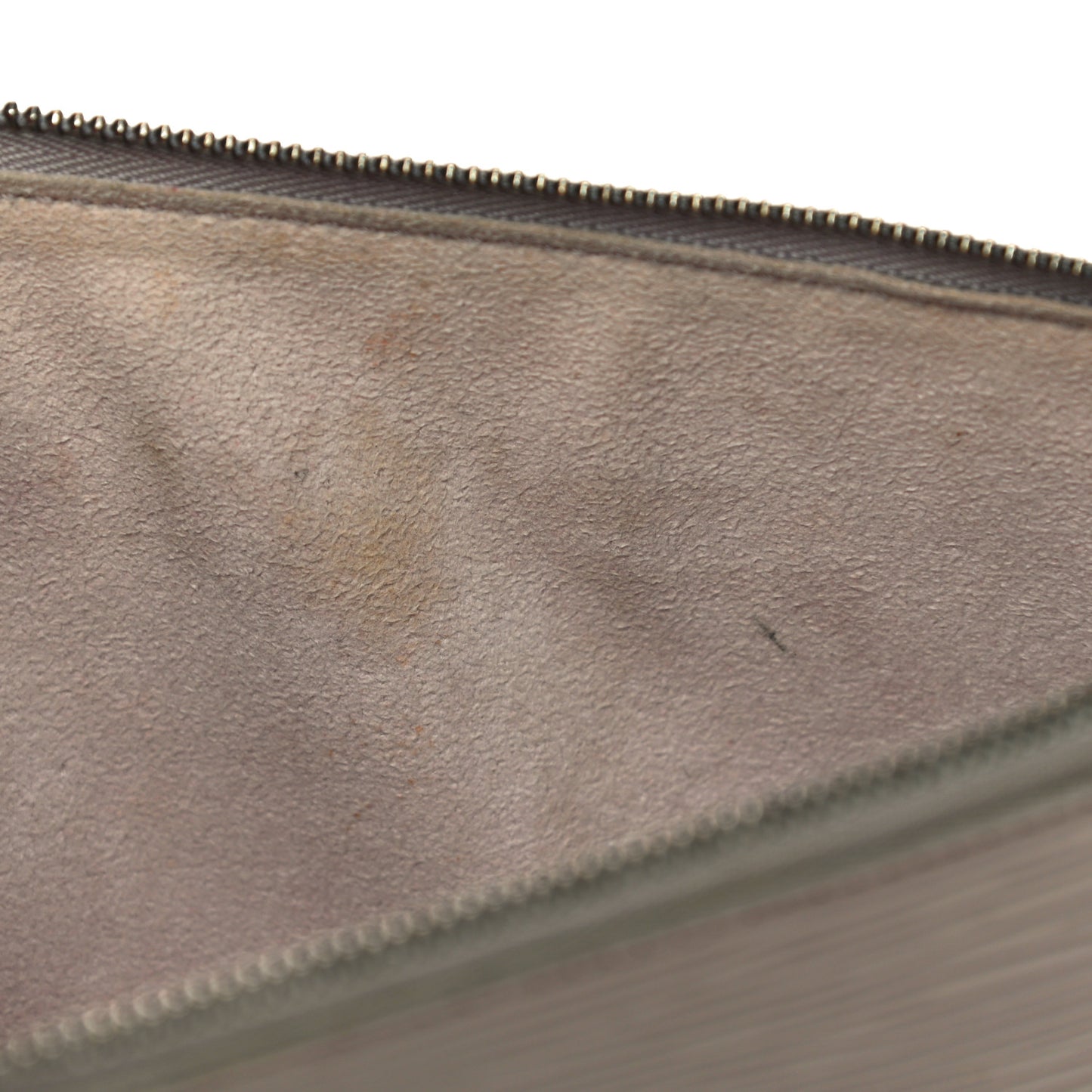 Epi Pochette Accessories 24 Lilac