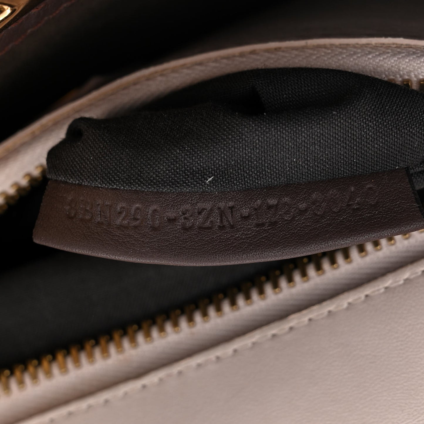 Vitello Seta Shiny Nappa Medium Peekaboo Iconic Satchel Moresco Rosa Doll