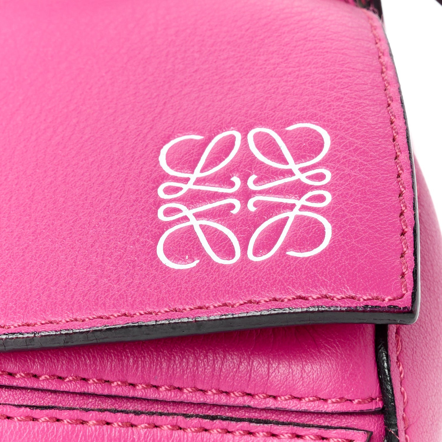 Loewe Calfskin Medium Puzzle Bag Fuchsia 8 of 11