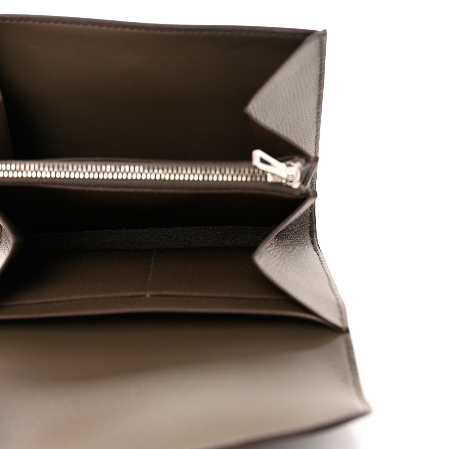 Epsom Constance Compact Passant Wallet Toundra