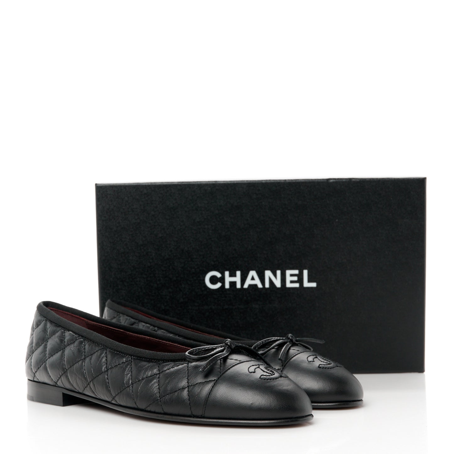 Aged Calfskin Quilted CC Cap Toe Ballerina Flats 38 Black