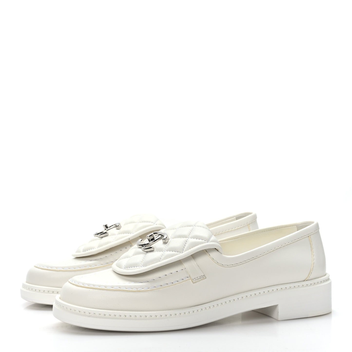 Lambskin Quilted CC Turnlock Loafers 37 White
