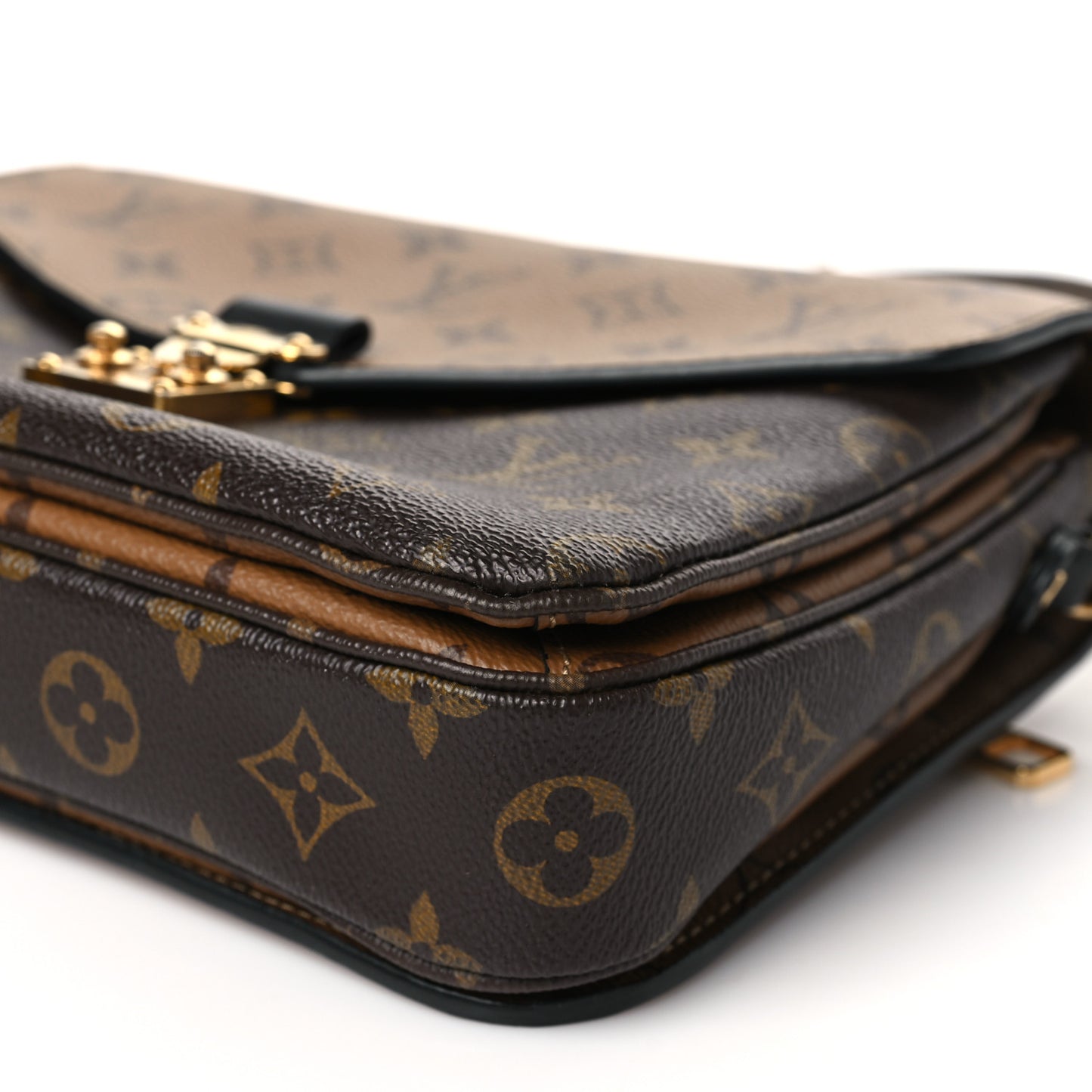 Reverse Monogram Pochette Metis
