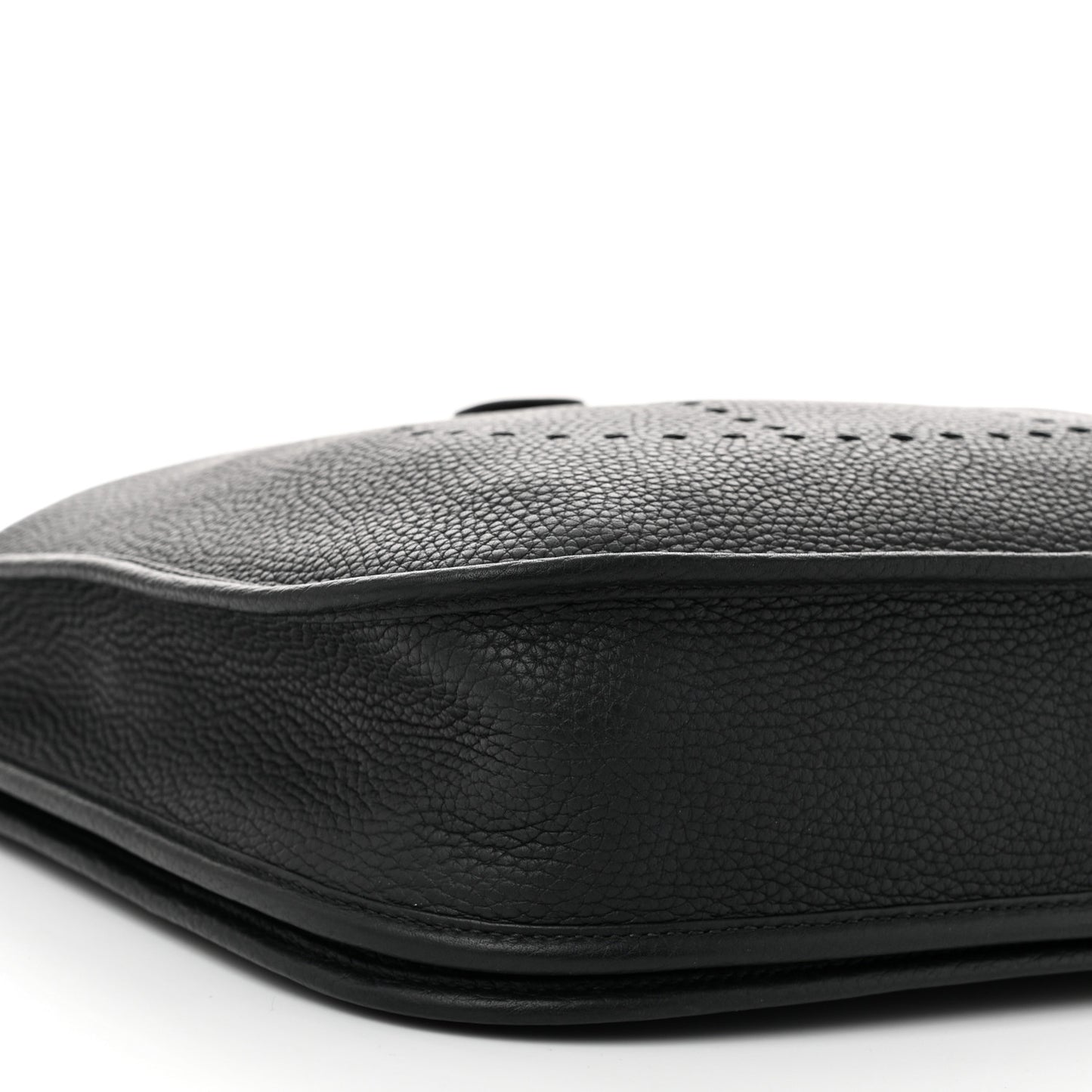 Taurillon Clemence Evelyne III PM Black