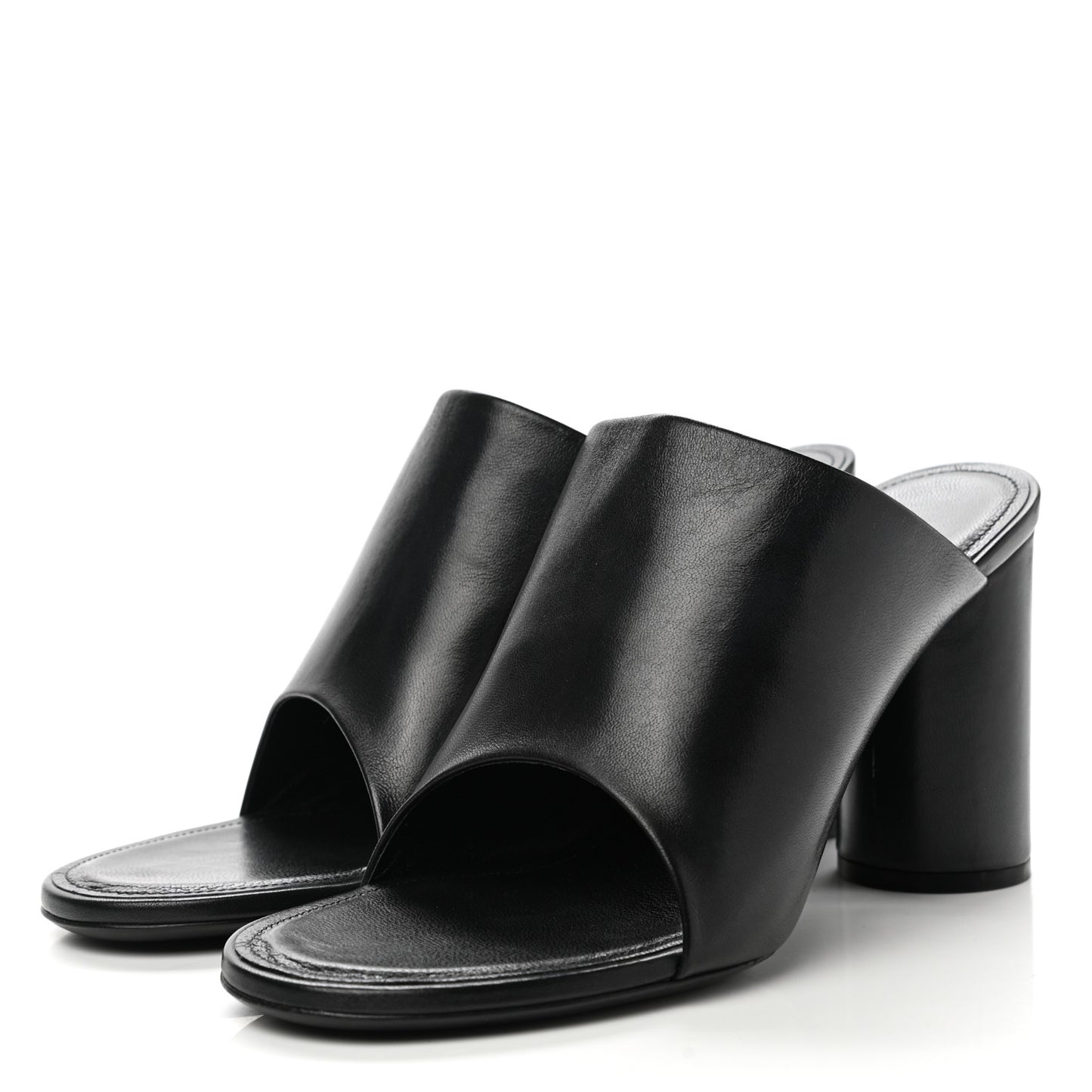 Shiny Sheepskin Oval 90mm Mule Pump 36 Black White