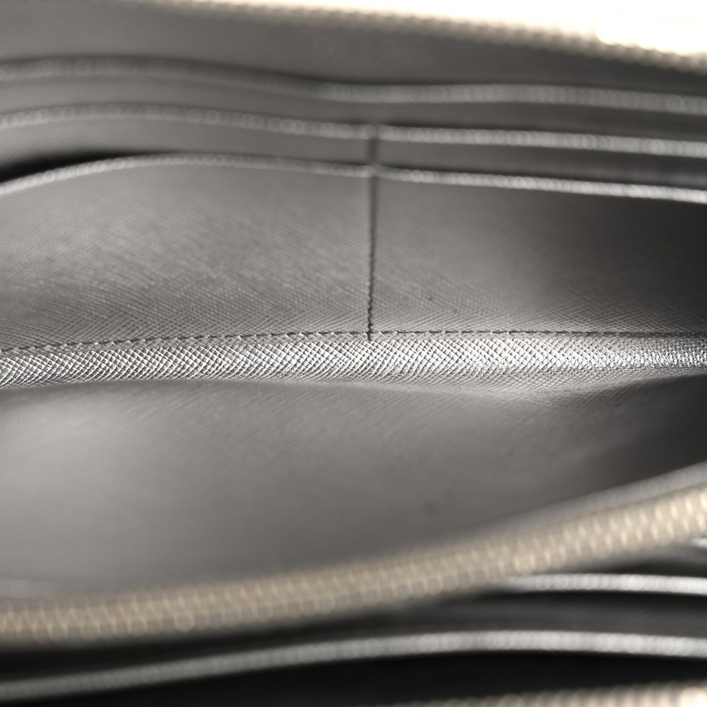 Saffiano Metal Zip Around Wallet Argento