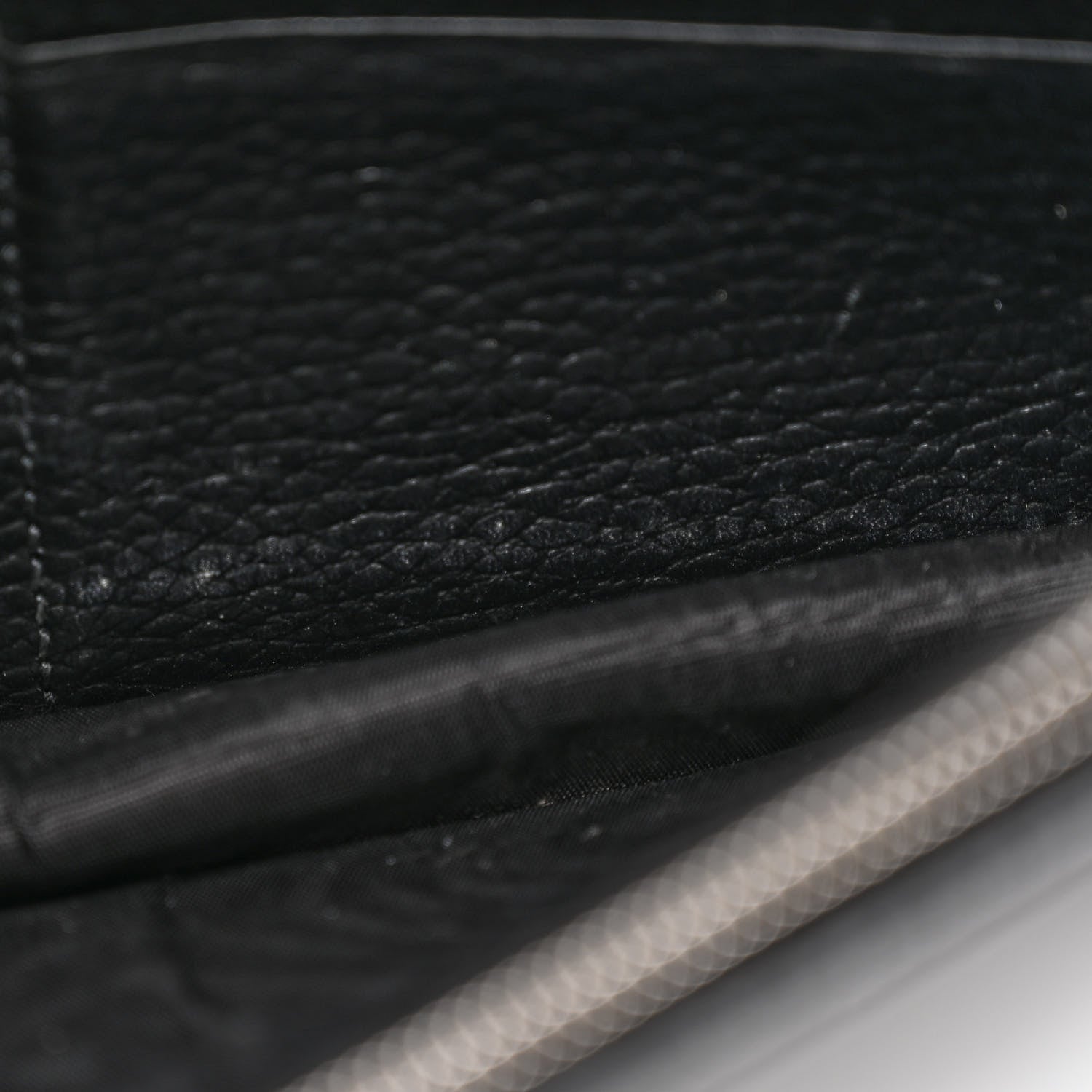 Gucci Dollar Calfskin Enamel Monochrome Mini GG Marmont Chain Wallet Black 10 of 11