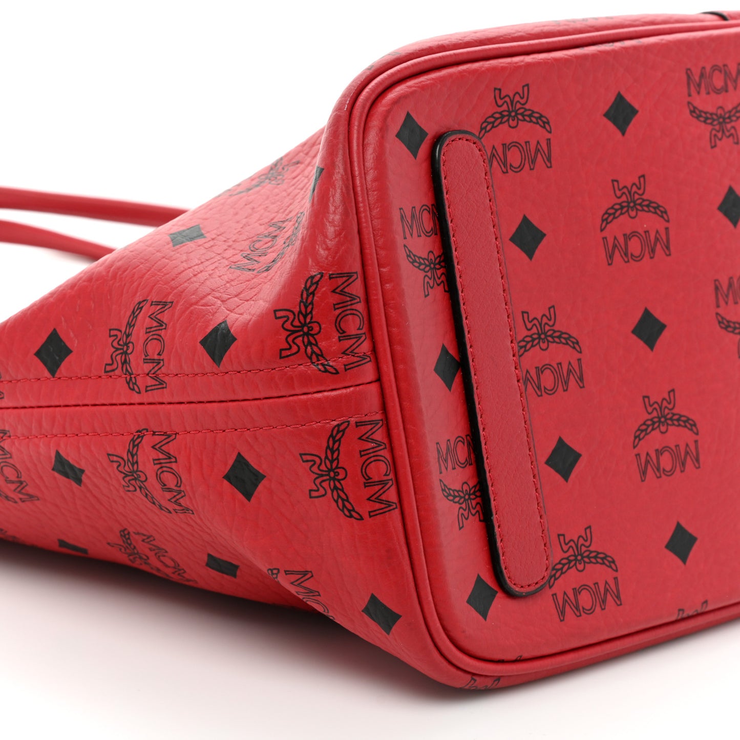 Visetos Medium Liz Reversible Shopper Tote Ruby Red