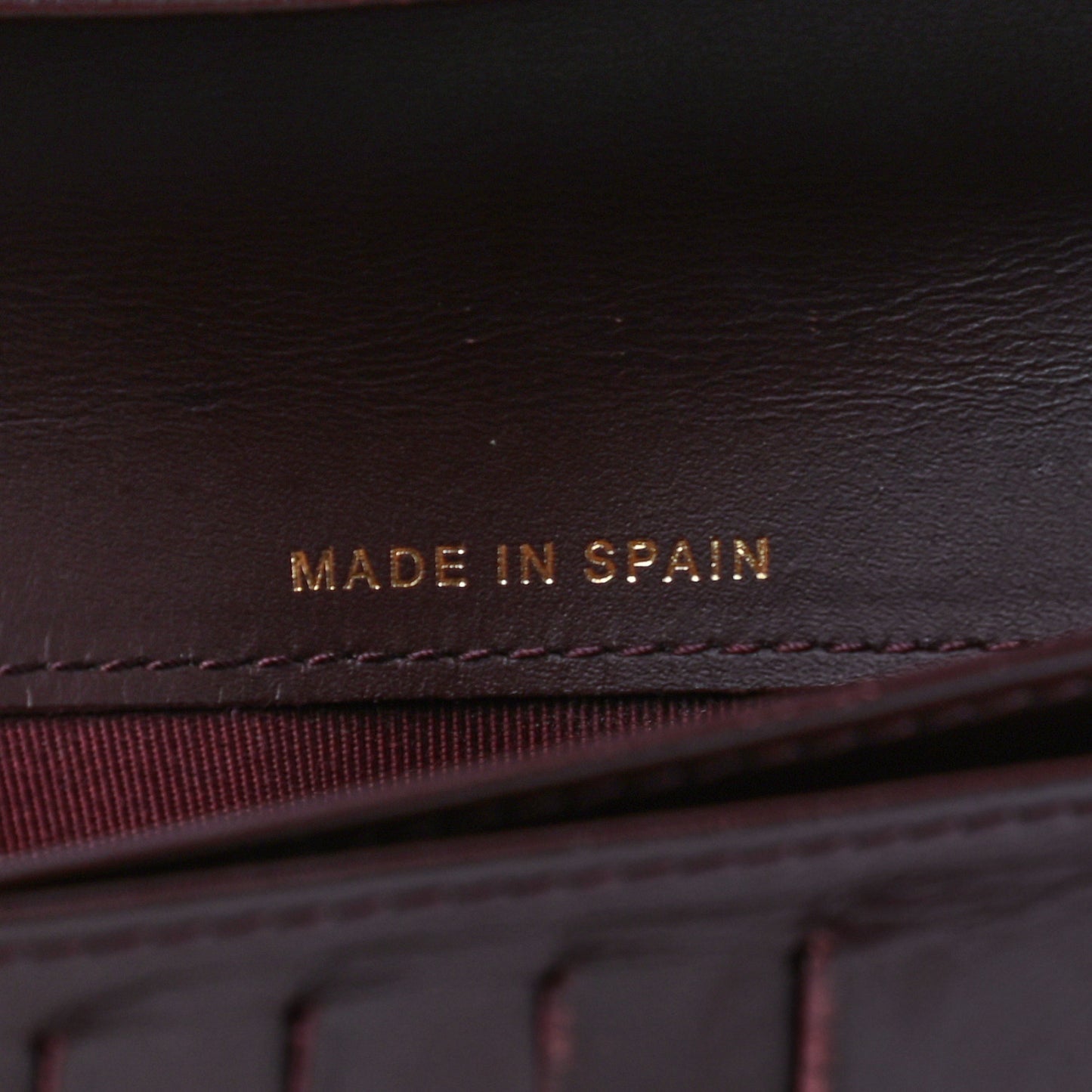 Caviar Quilted Yen Wallet Black