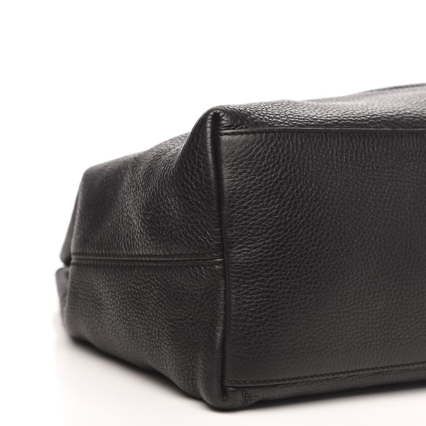 Pebbled Calfskin Medium Soho Chain Shoulder Bag Black