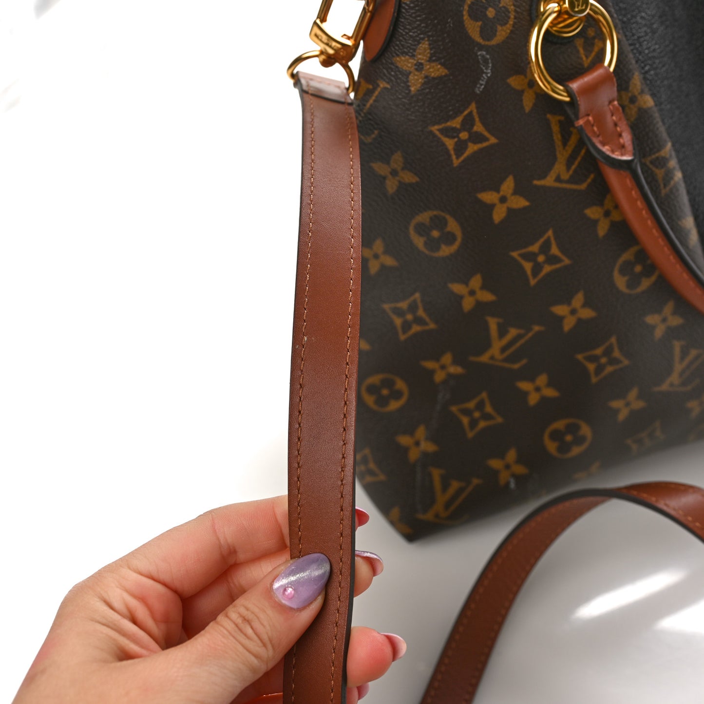 Monogram V Tote MM Black