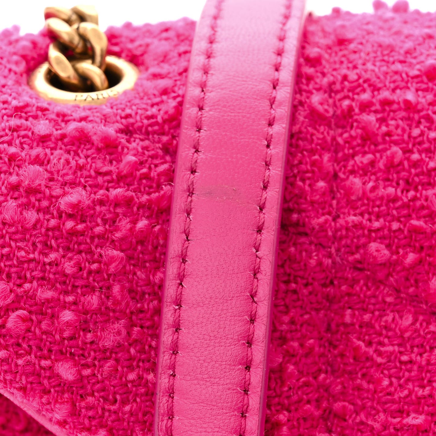 SAINT LAURENT Boucle Tweed Quilted Toy Loulou Puffer Monogram Chain Satchel Magenta