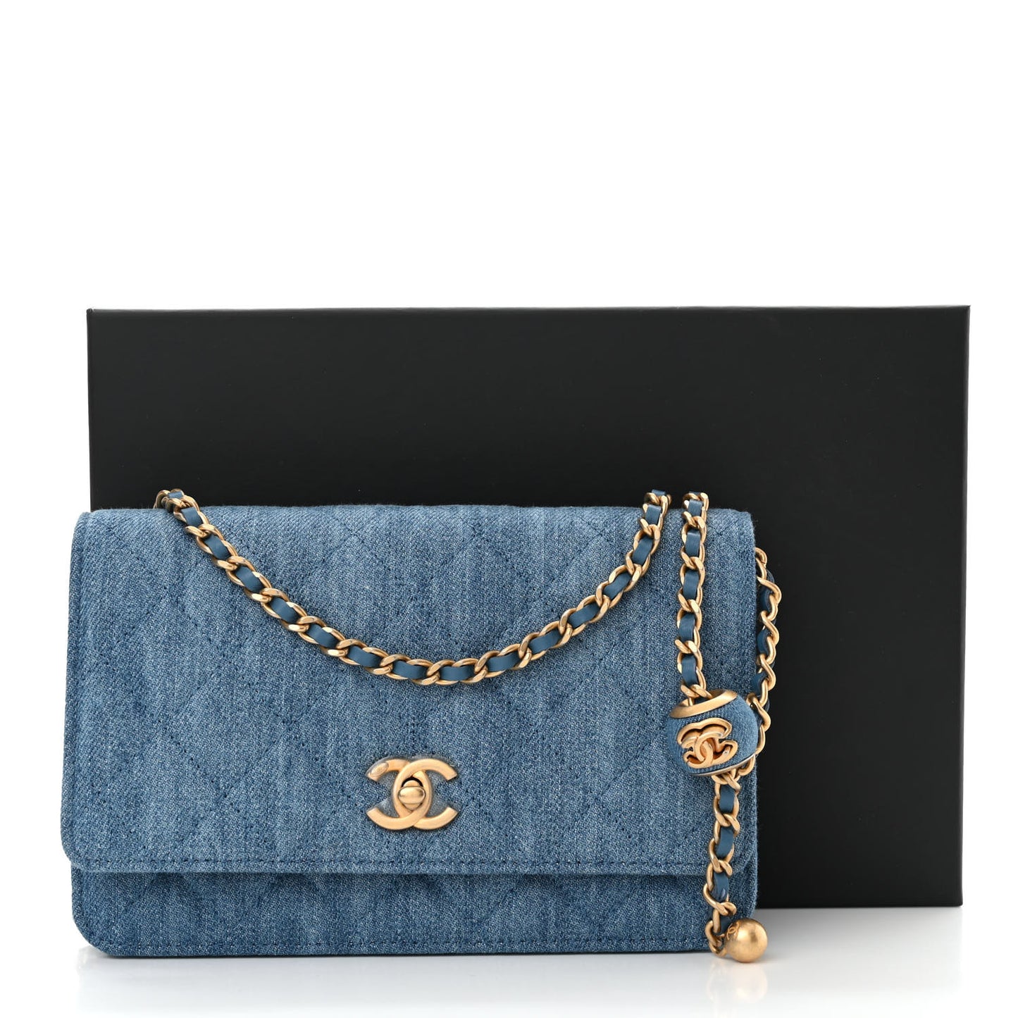 Denim Quilted CC Pearl Crush Wallet on Chain WOC Blue