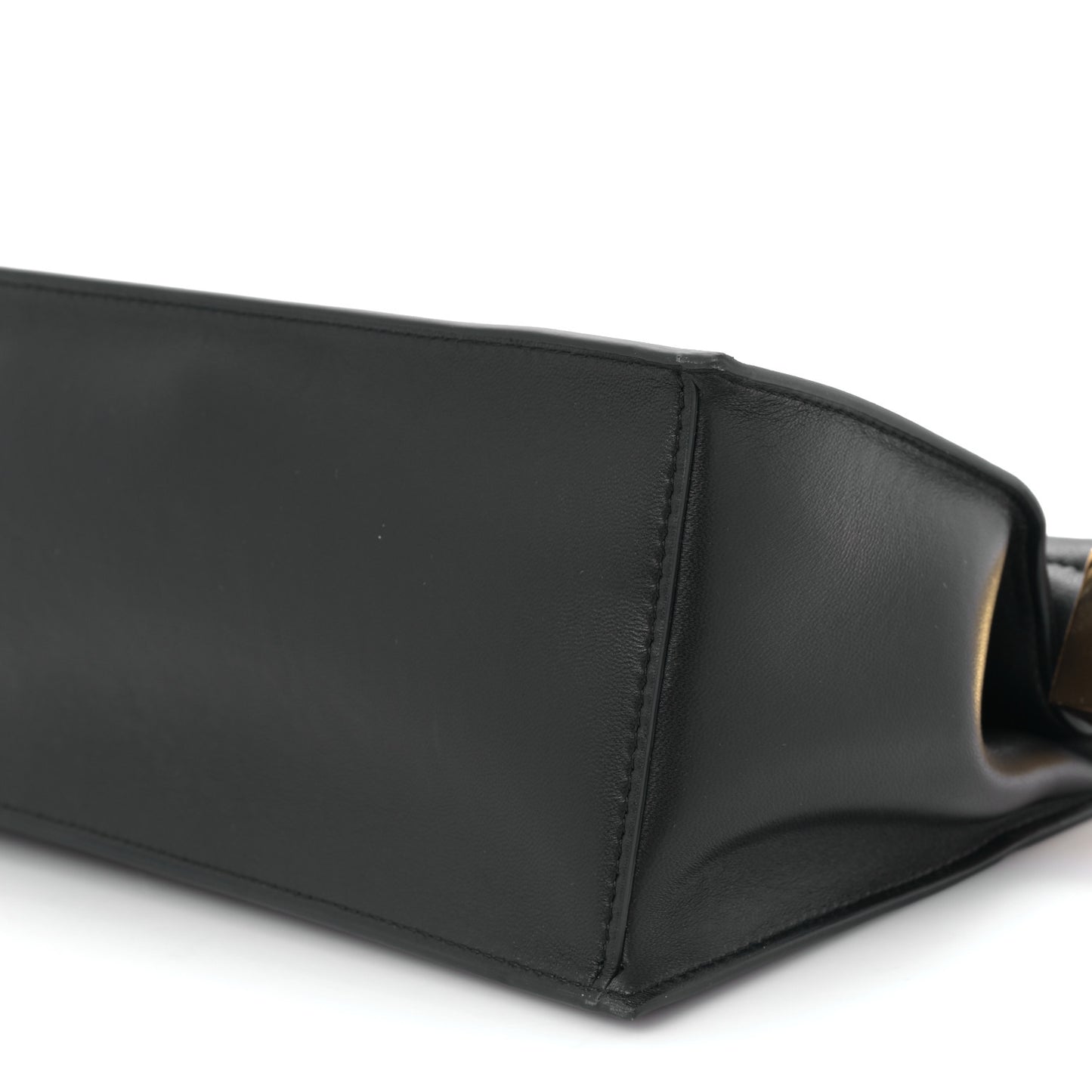 Smooth Calfskin La Pochette Rond Carre Black
