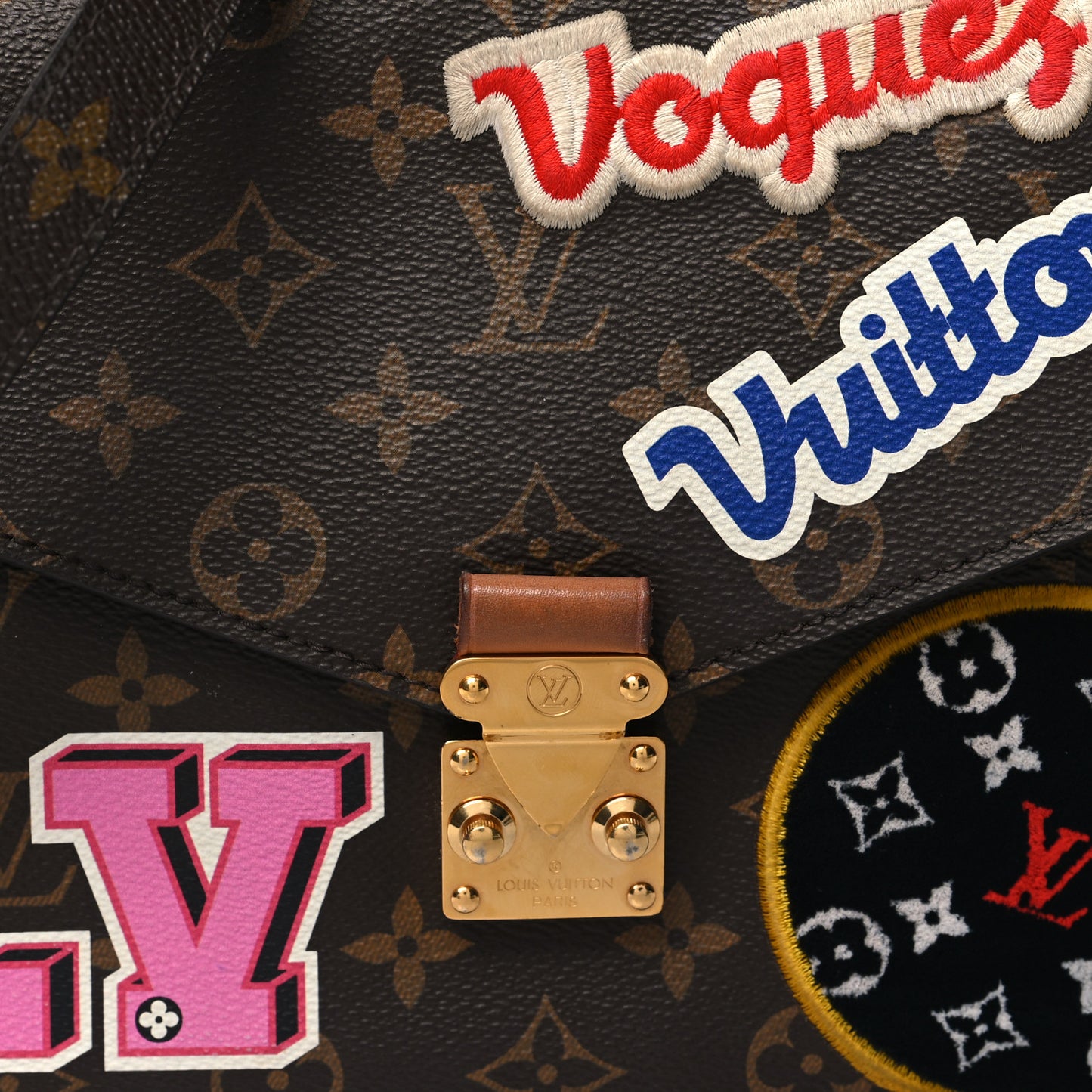Monogram Patches Pochette Metis