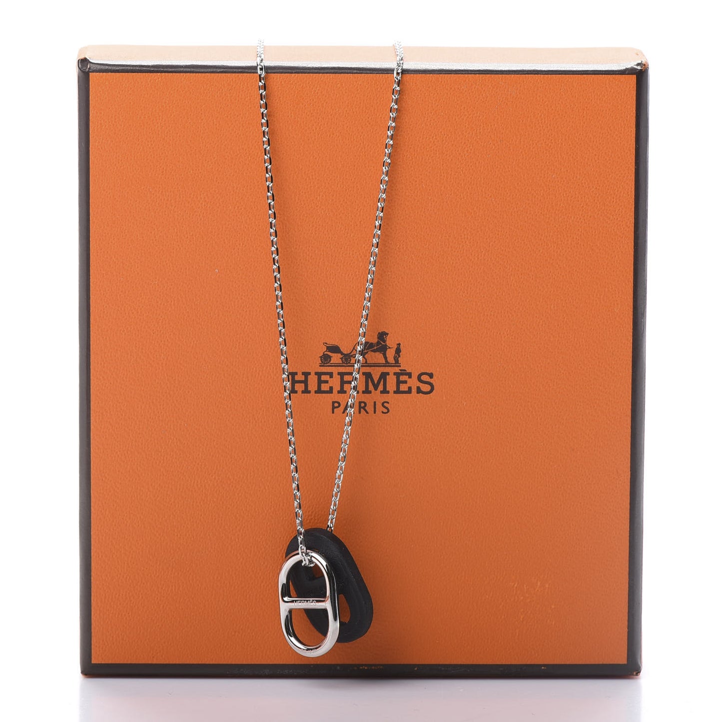 Swift O'Maillon Pendant Necklace Black