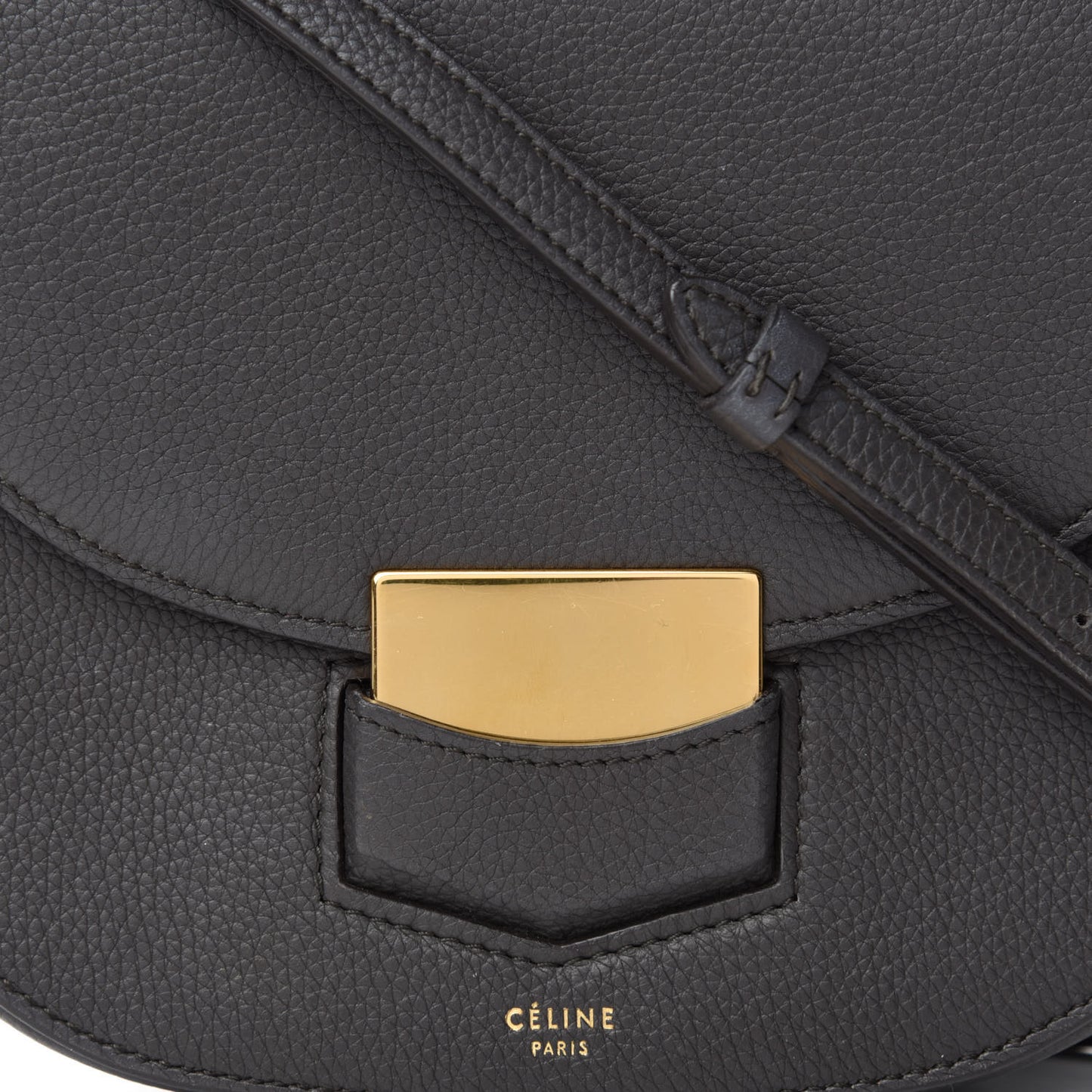 Grained Calfskin Small Trotteur Grey