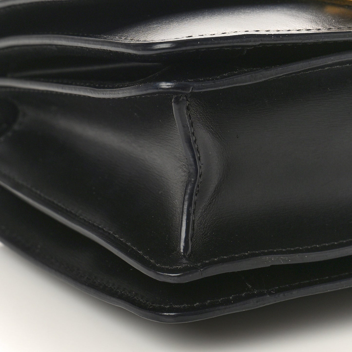 Box Calfskin Small Classic Box Flap Bag Black