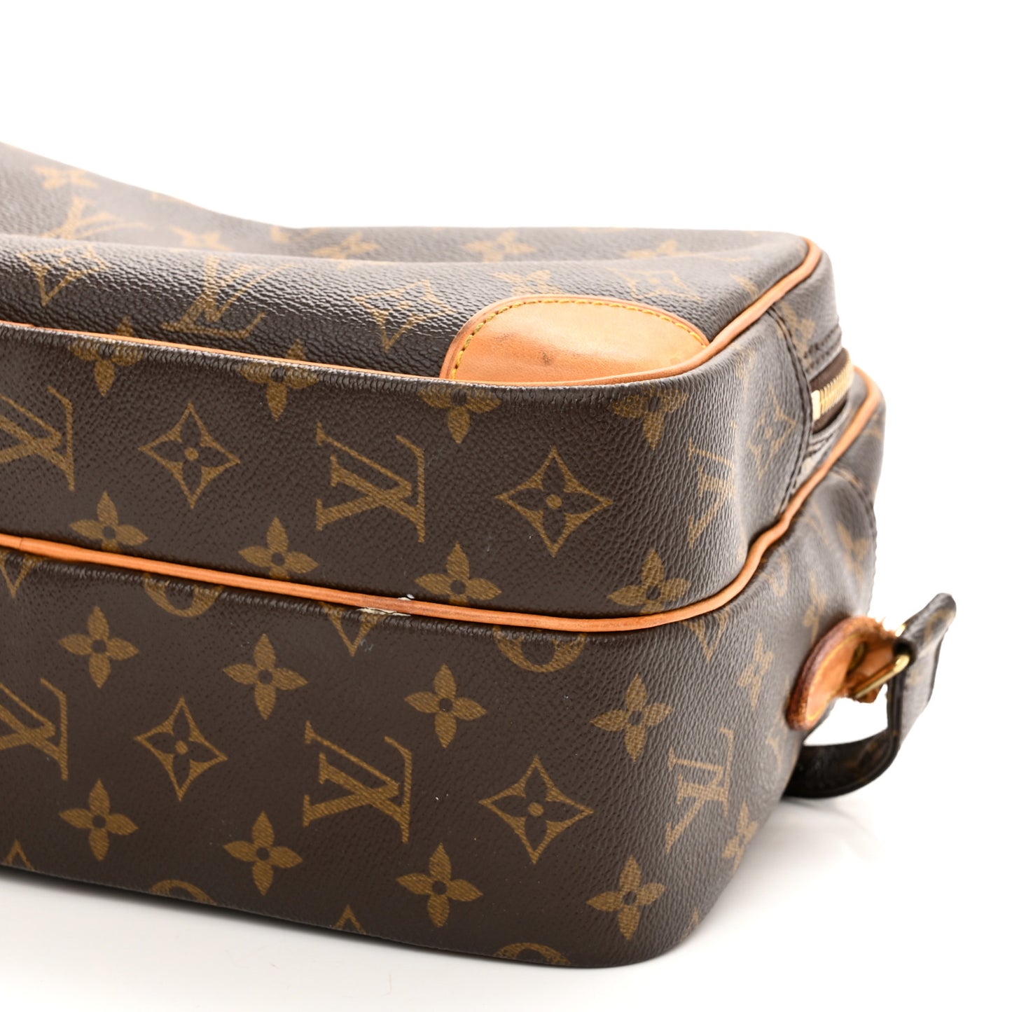Monogram Nil 28