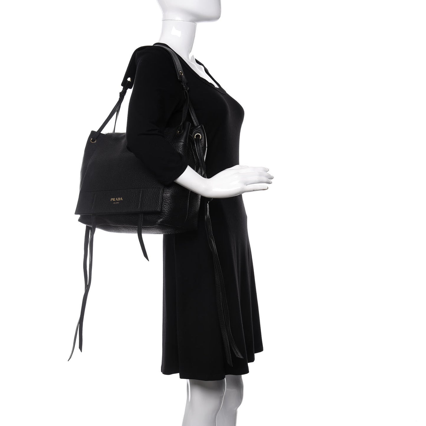 Cervo Flap Shoulder Bag Black