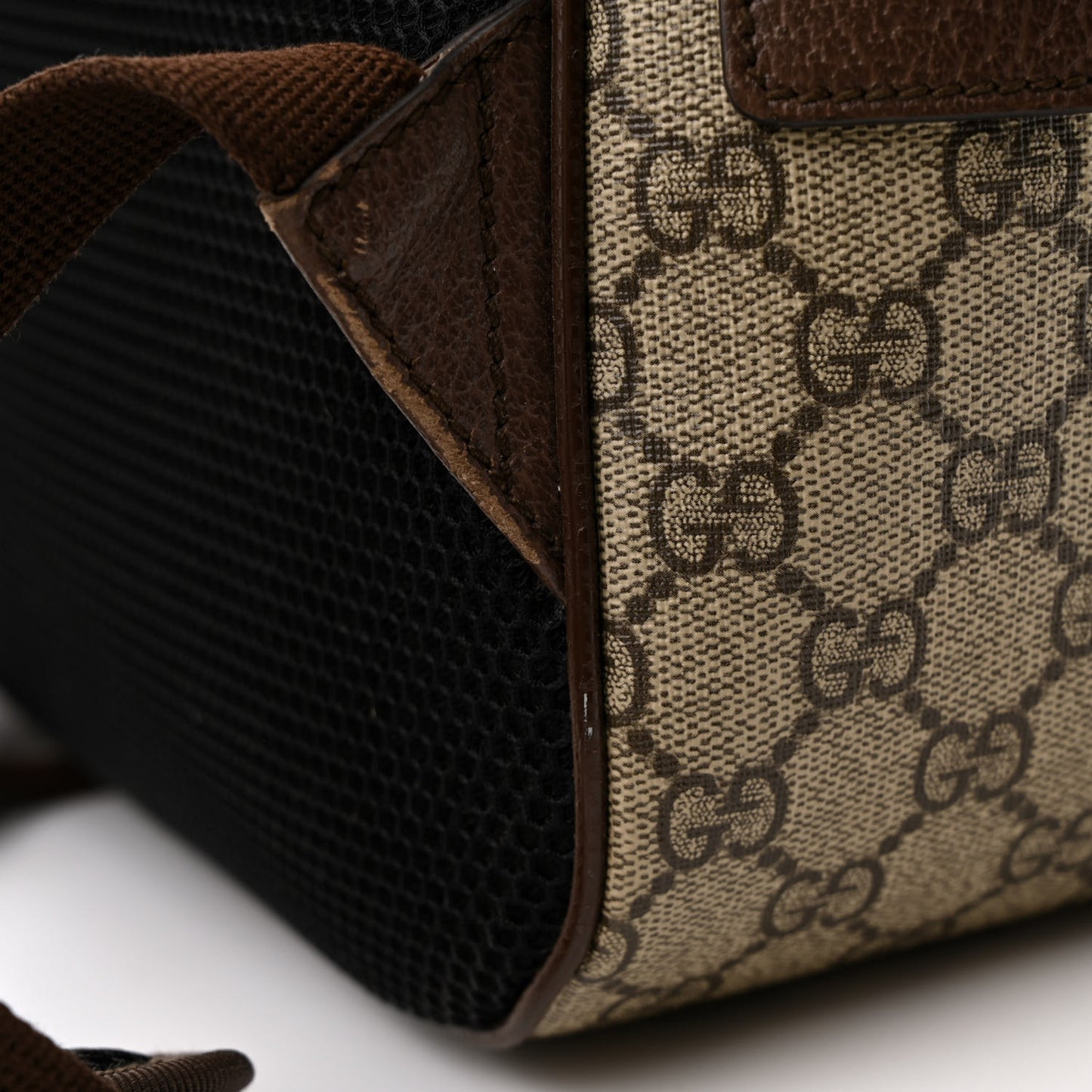 GG Supreme Monogram Medium Ophidia Day Backpack Brown