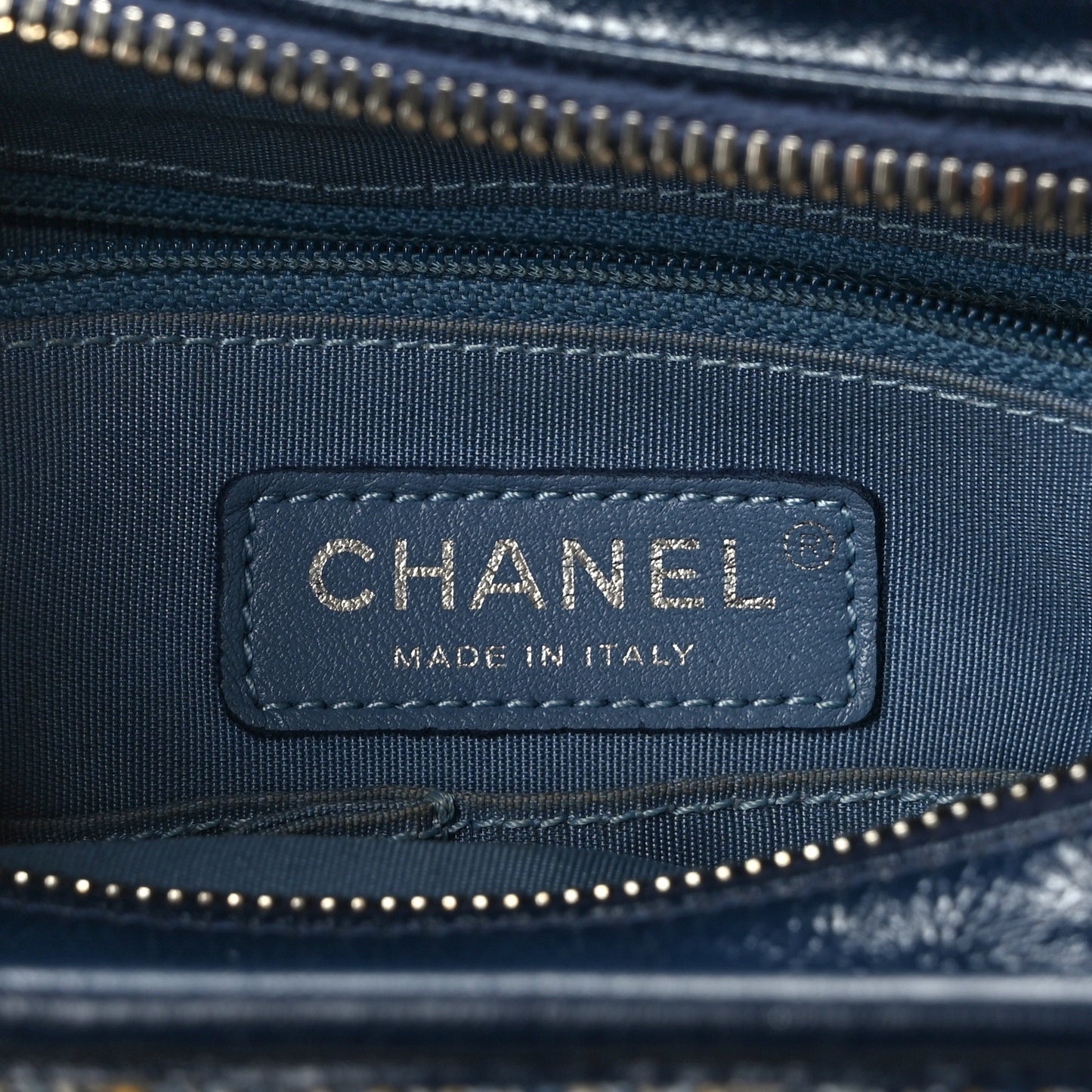 Tweed Calfskin Medium Gabrielle Hobo Blue